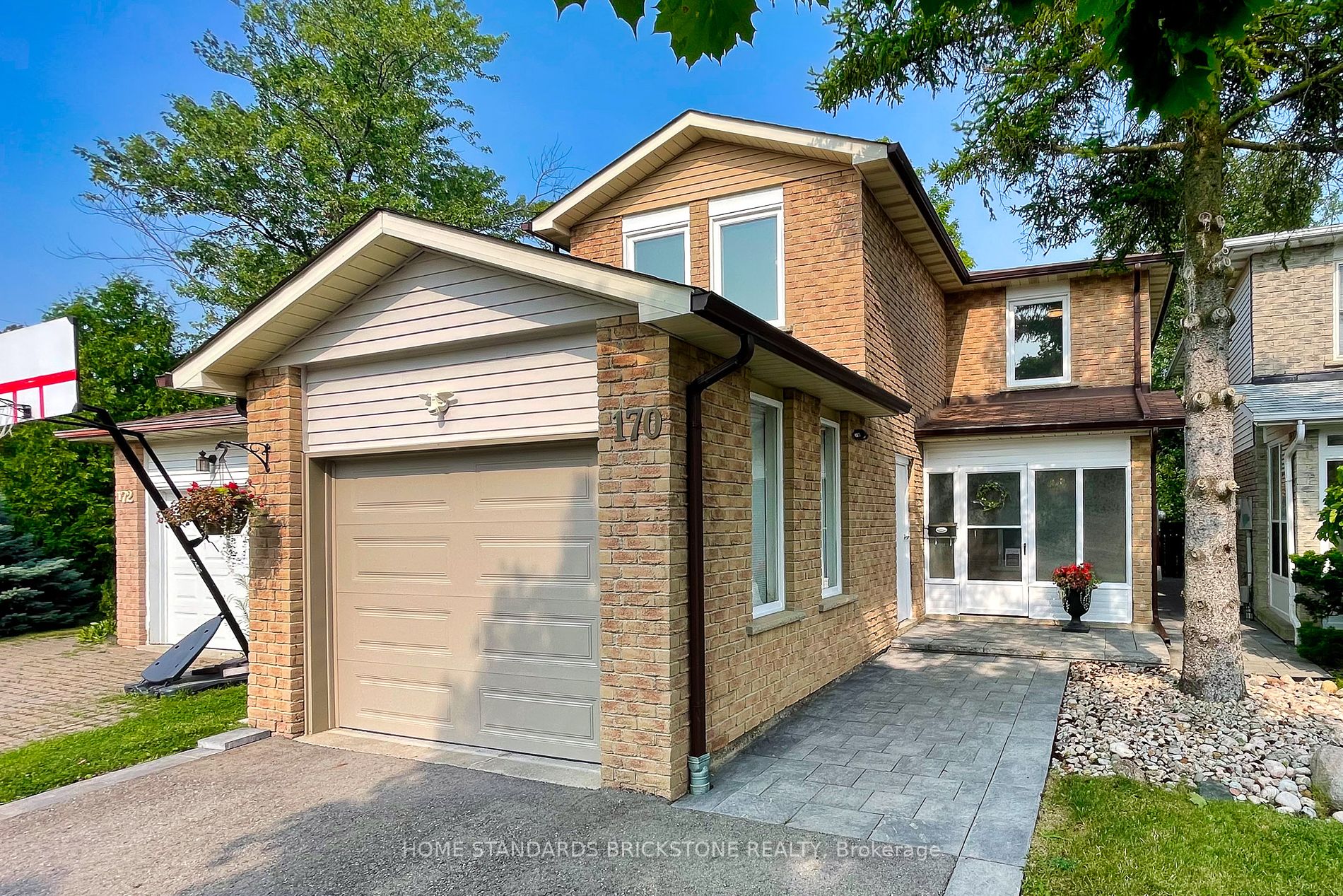 170 Greenbelt Crescent