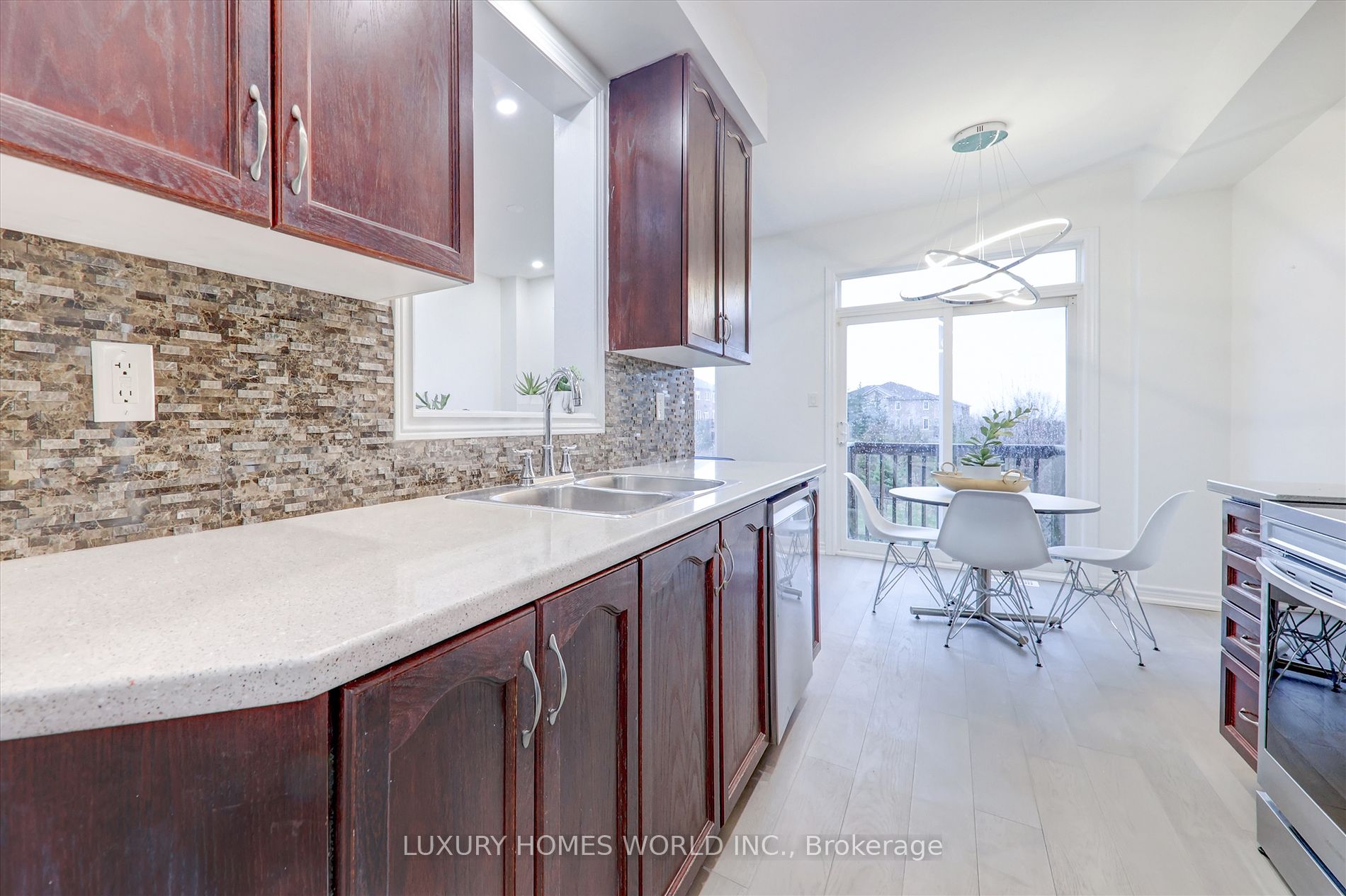 8 Townwood Dr, #82
