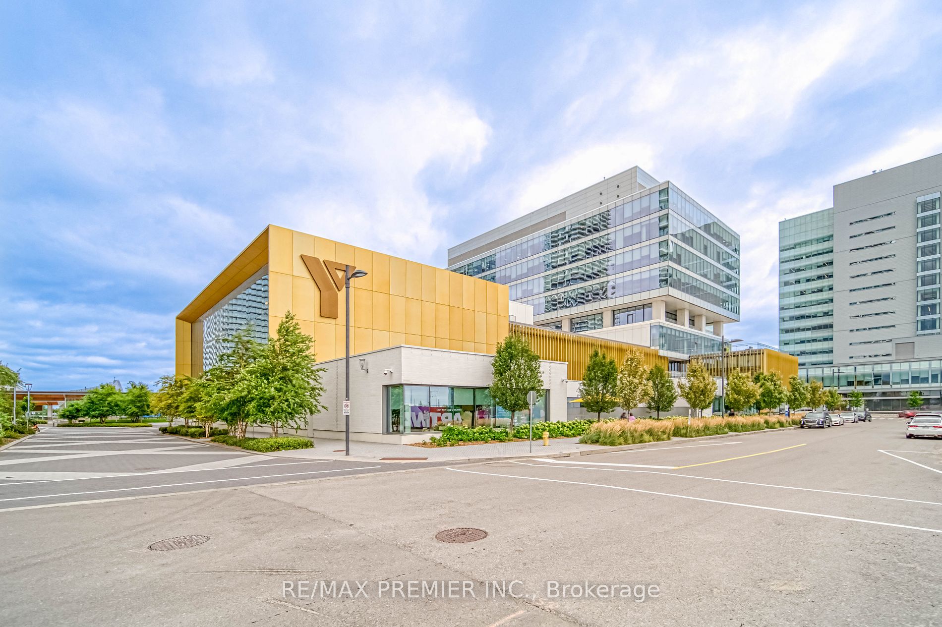 5 Buttermill Ave, #603