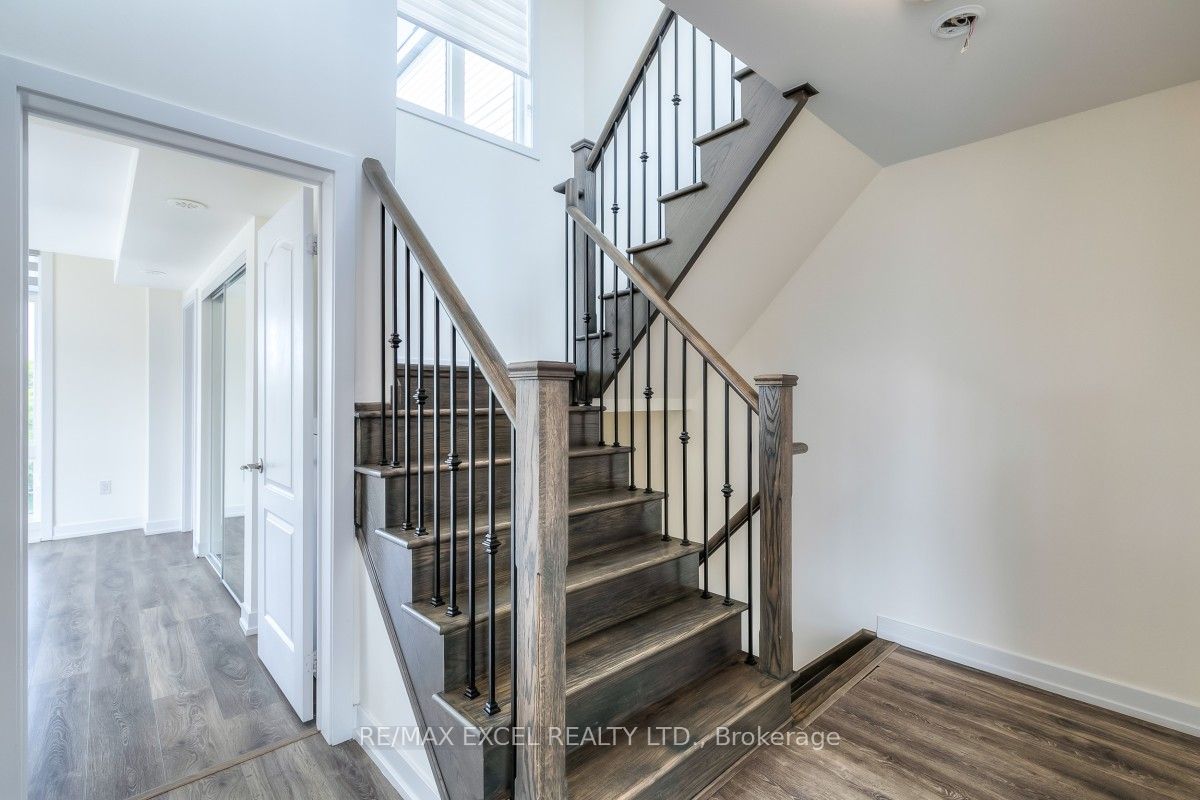 10 Westmeath Lane, #2202