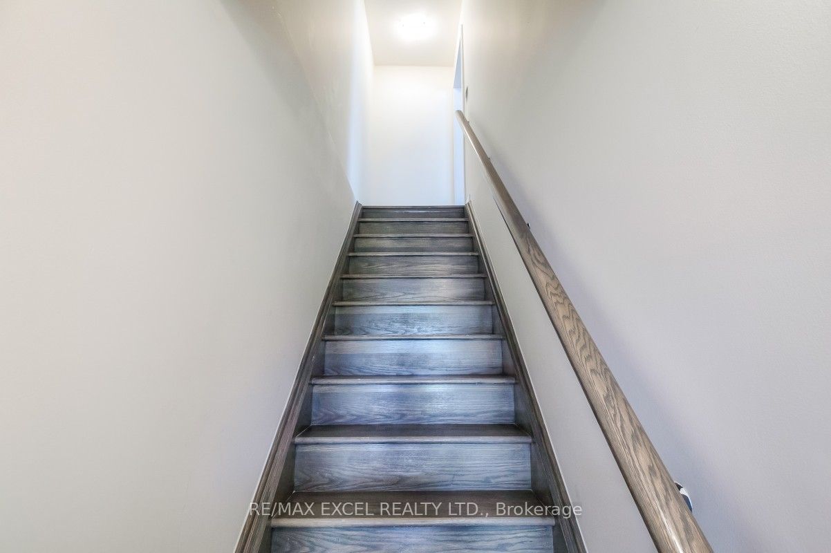 10 Westmeath Lane, #2202