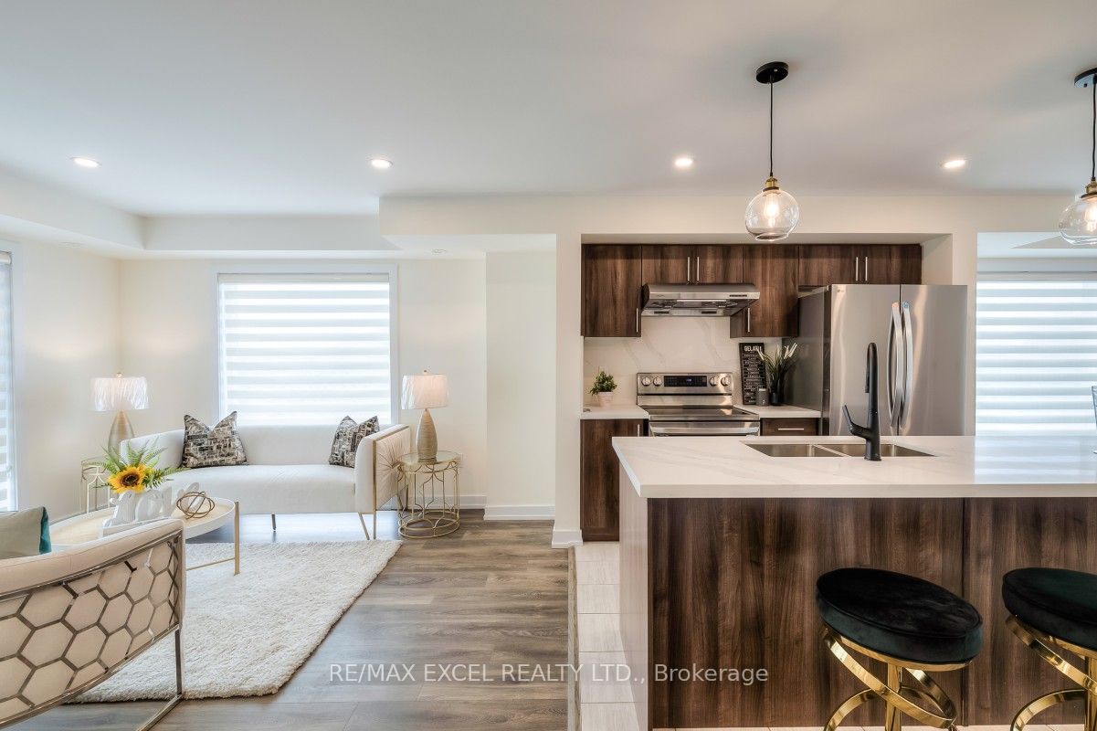 10 Westmeath Lane, #2202