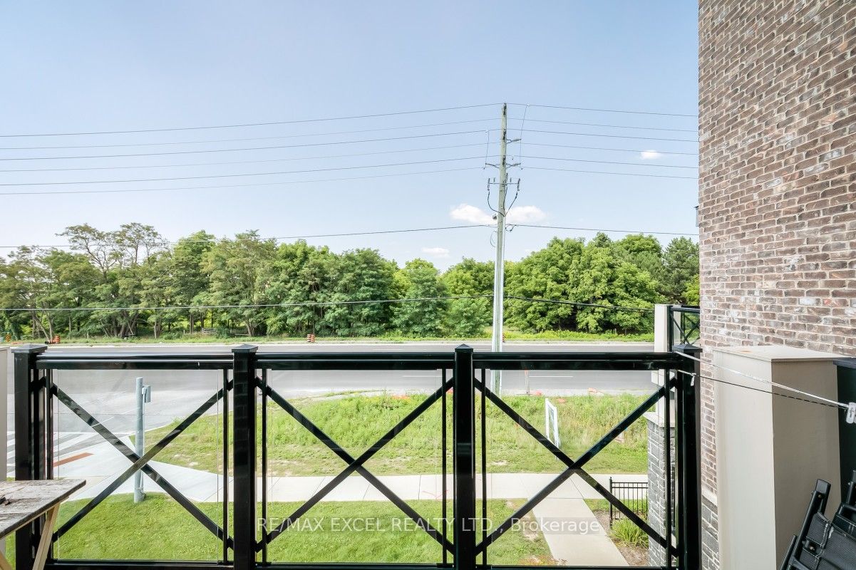 10 Westmeath Lane, #2202