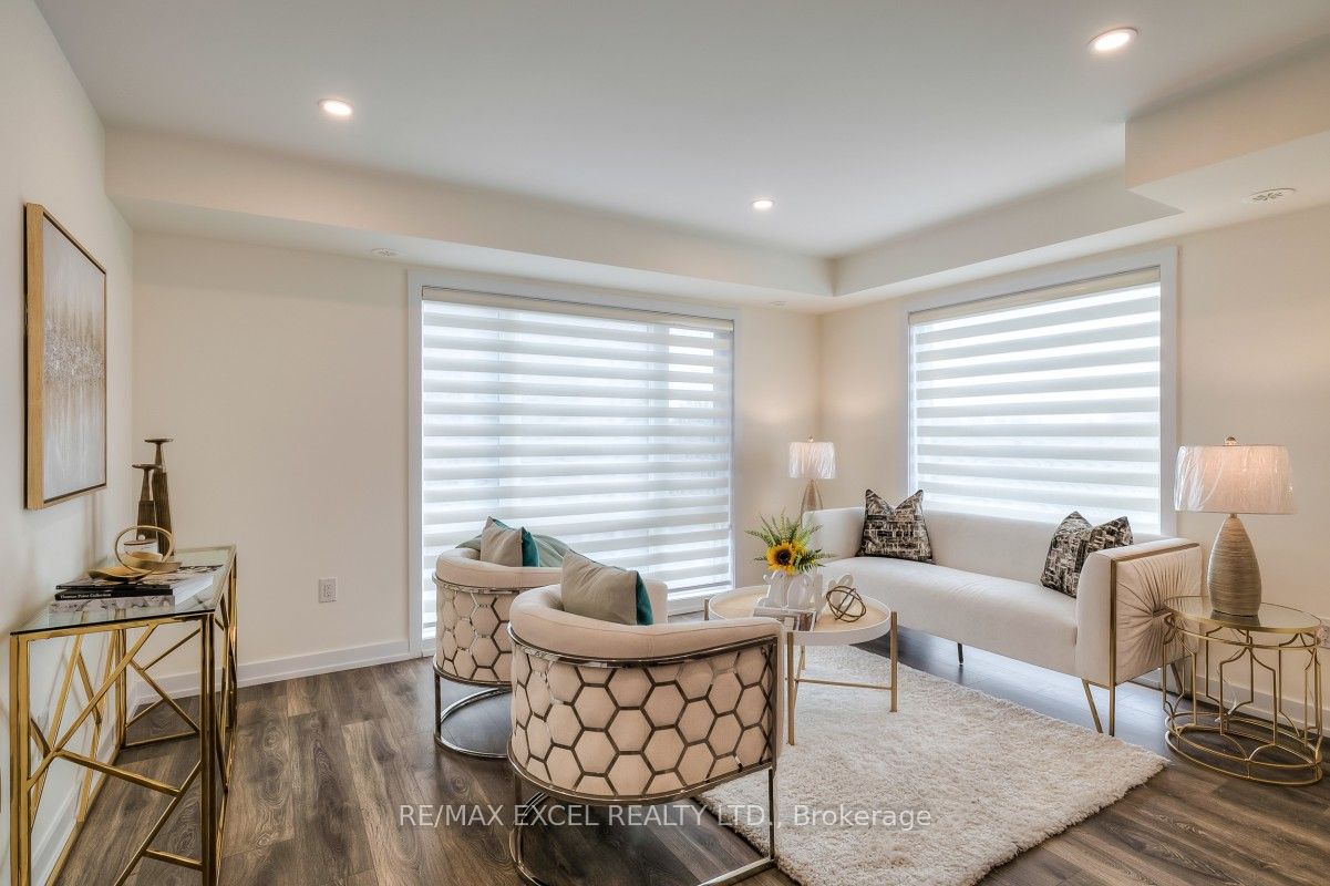 10 Westmeath Lane, #2202