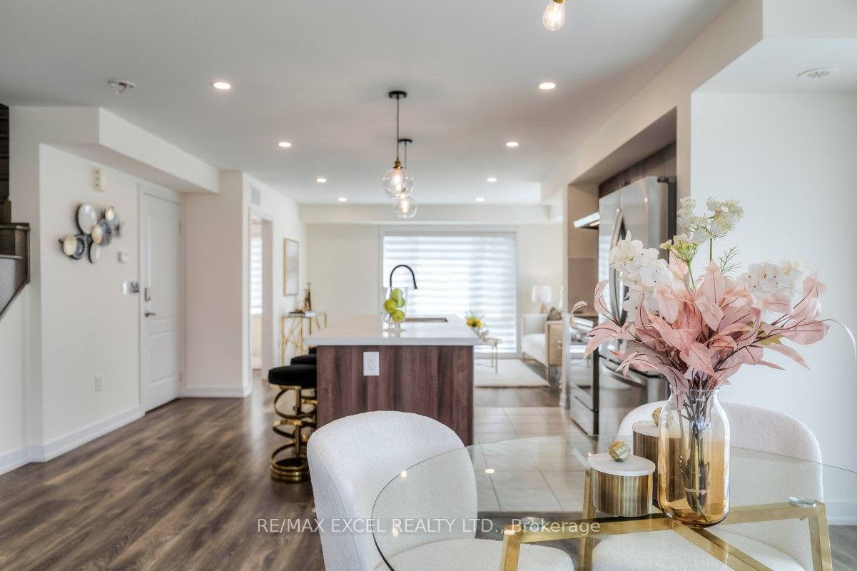 10 Westmeath Lane, #2202