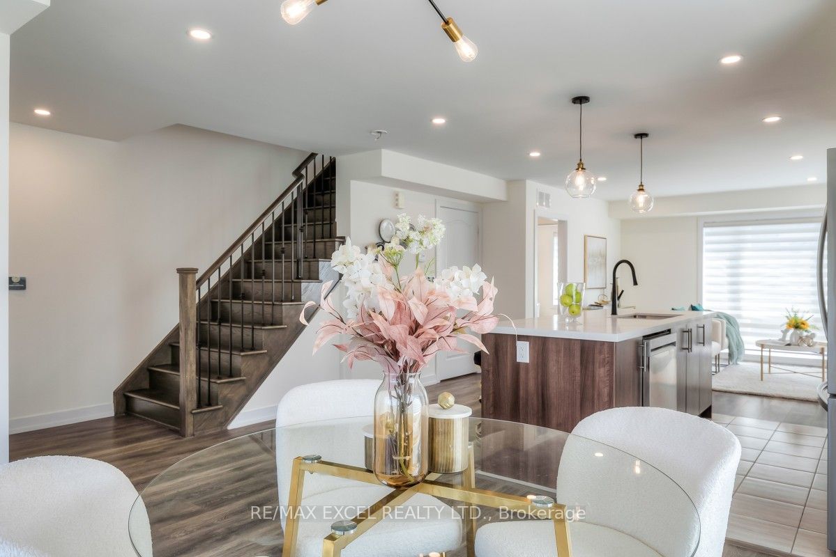 10 Westmeath Lane, #2202