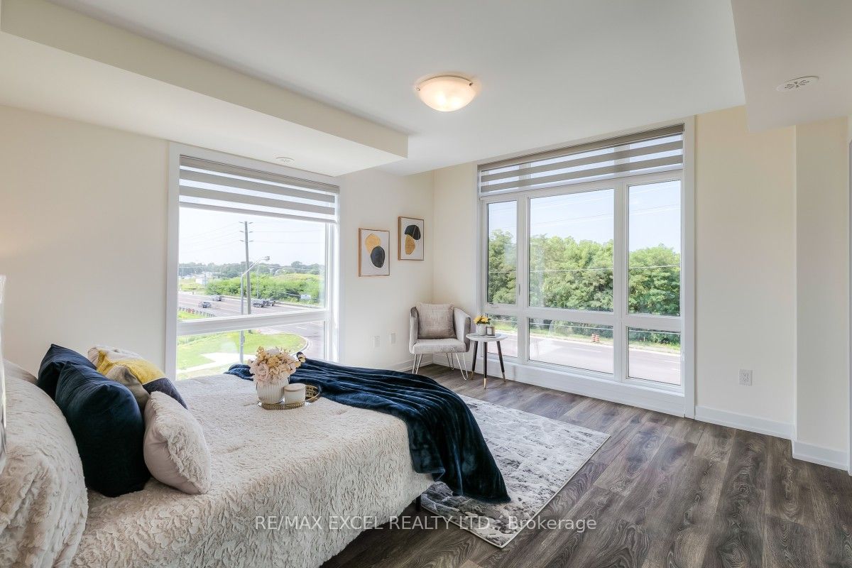 10 Westmeath Lane, #2202