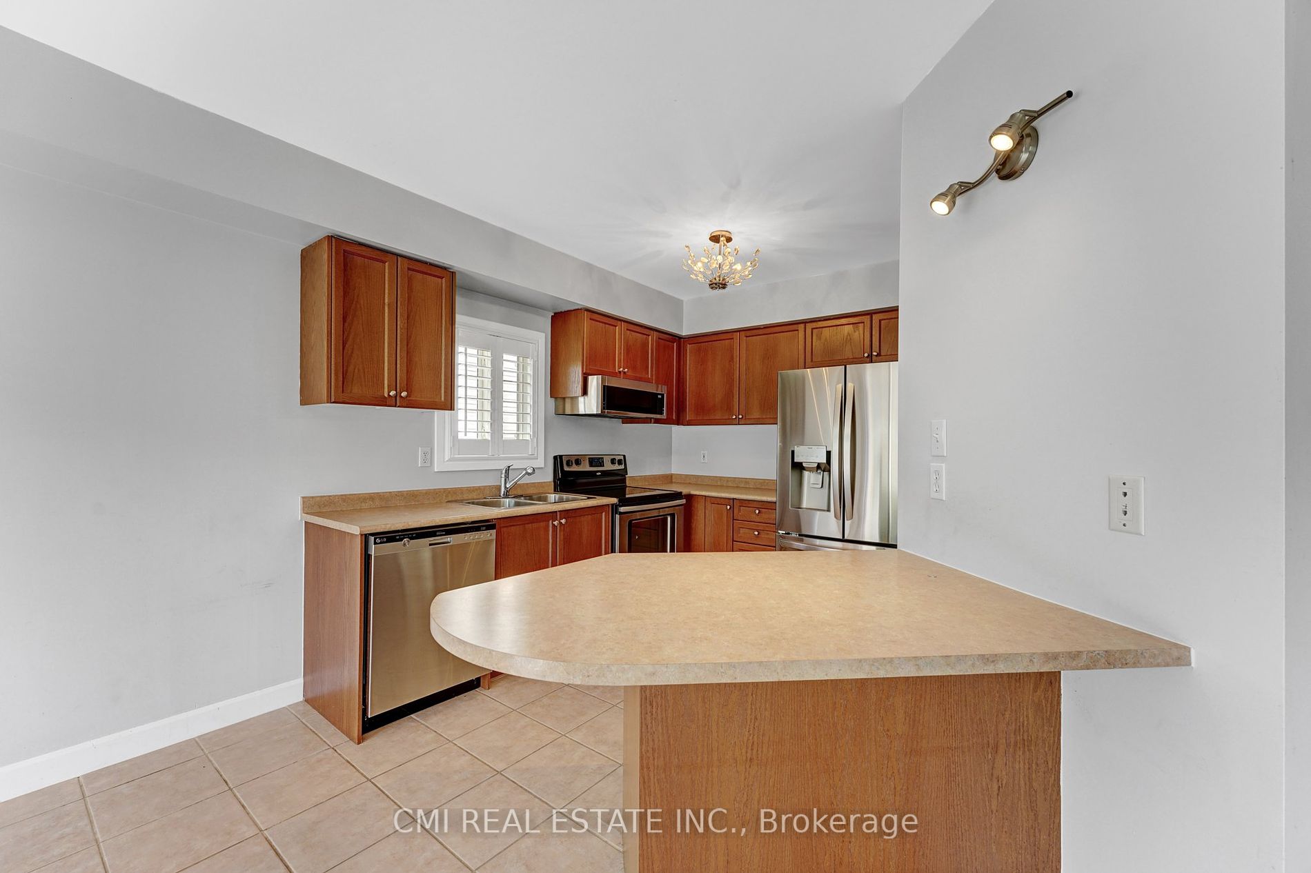 21 Truax Cres