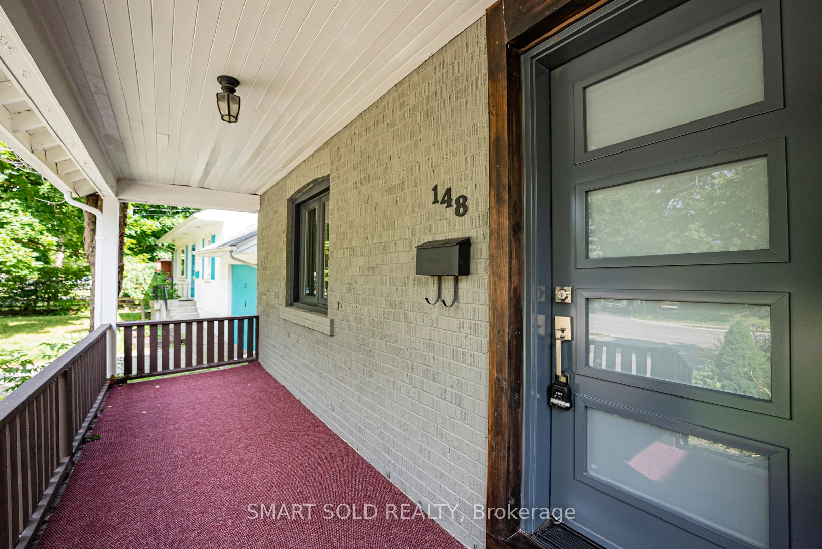 148 Richmond St