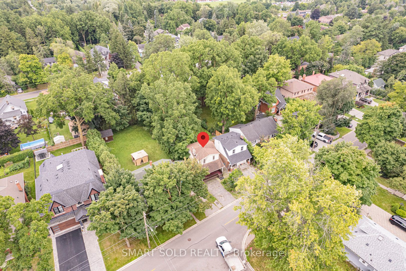 148 Richmond St
