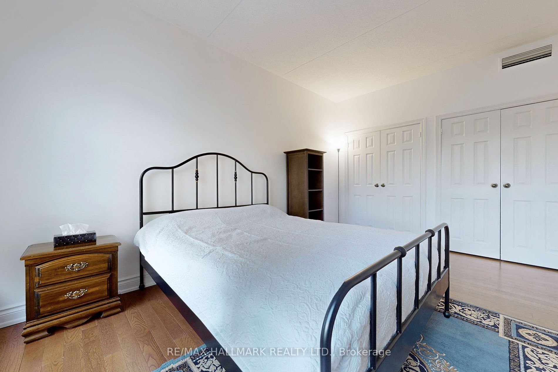 249 Major Mackenzie Drive E #104