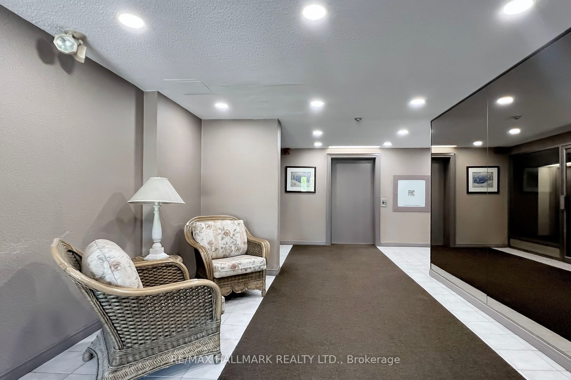 249 Major Mackenzie Drive E #104