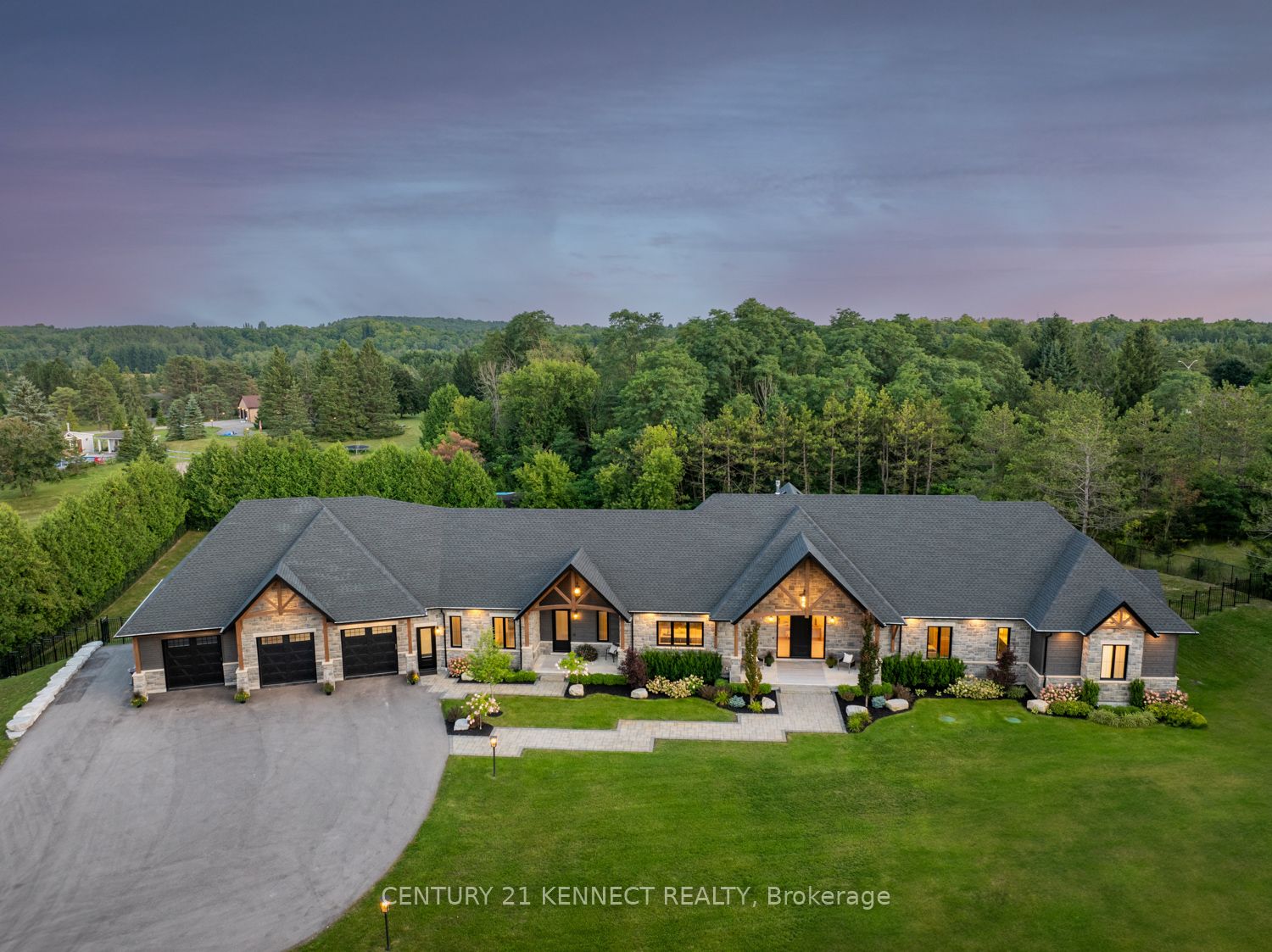 6453 Aurora Rd
