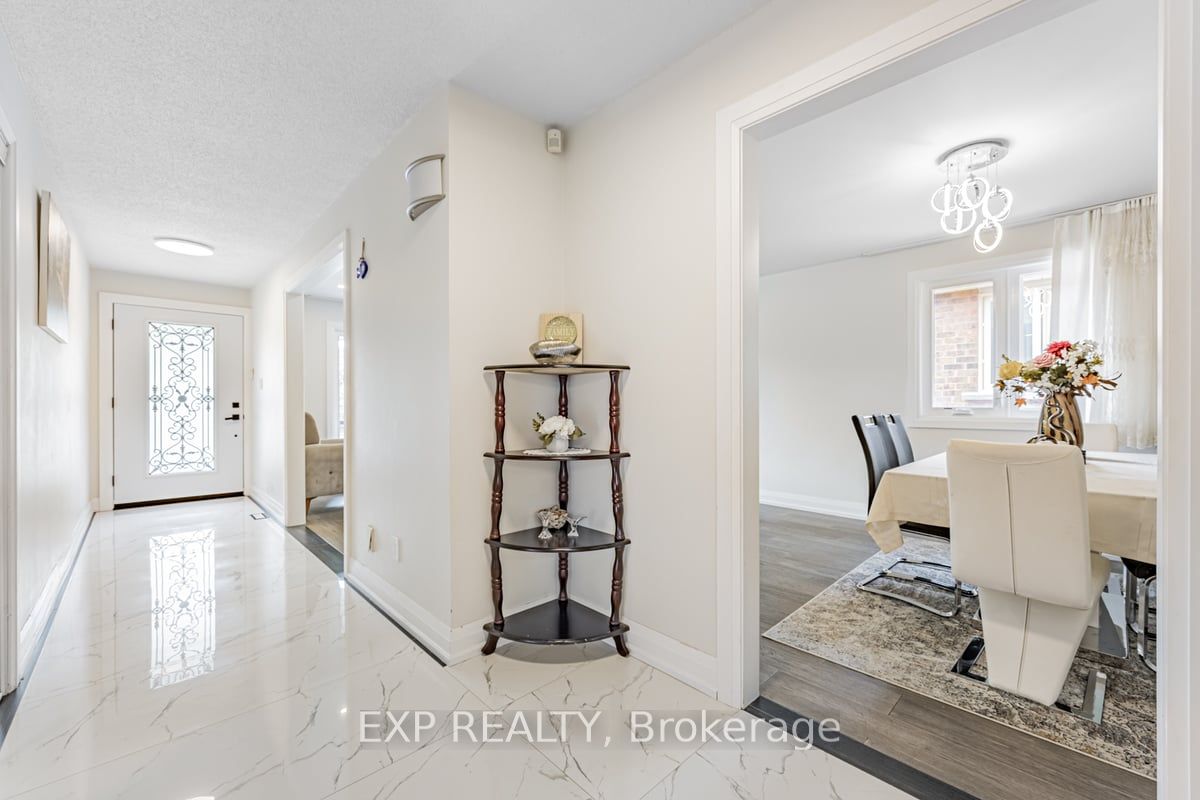 123 Carmen Cres