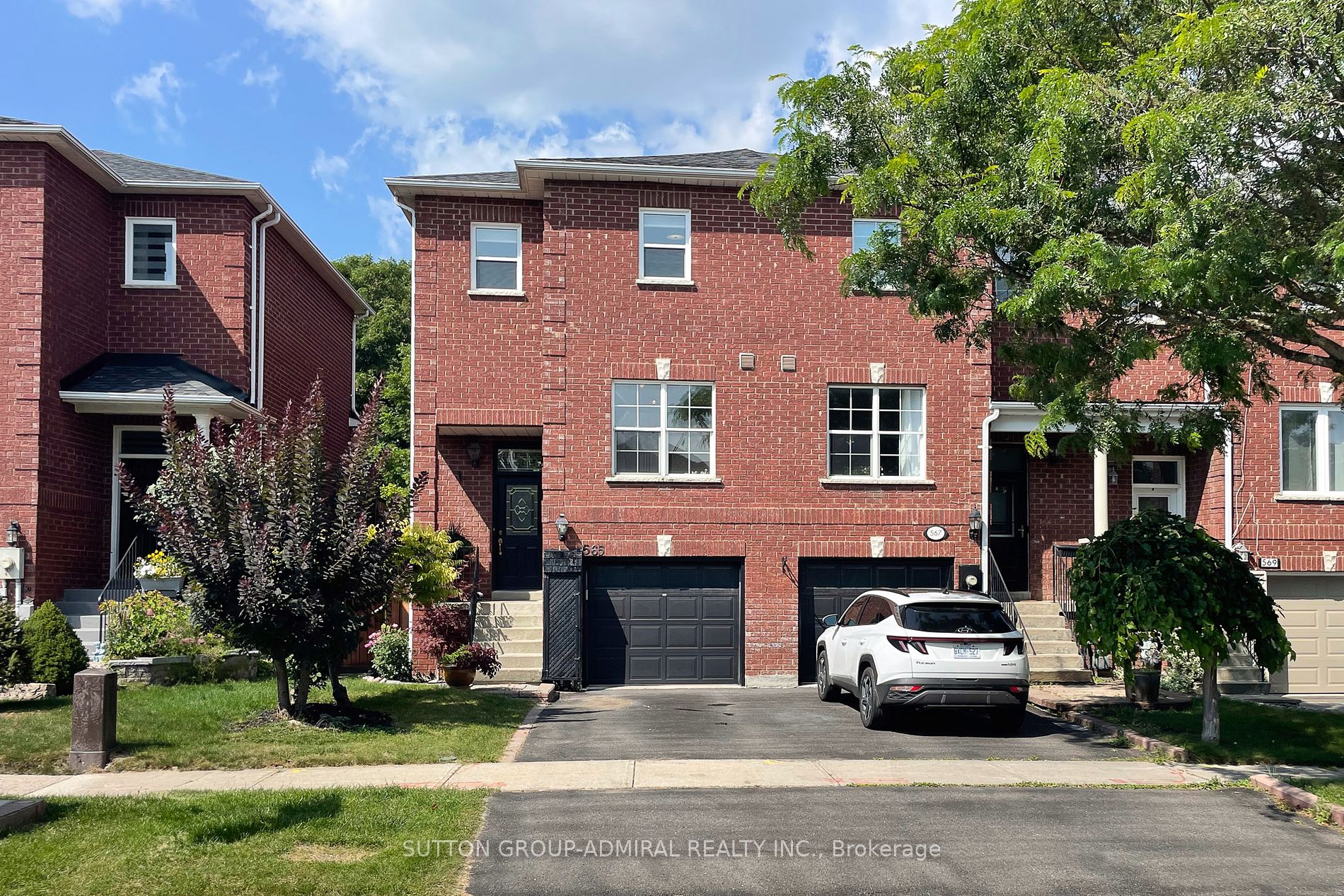 565 BONDI Avenue