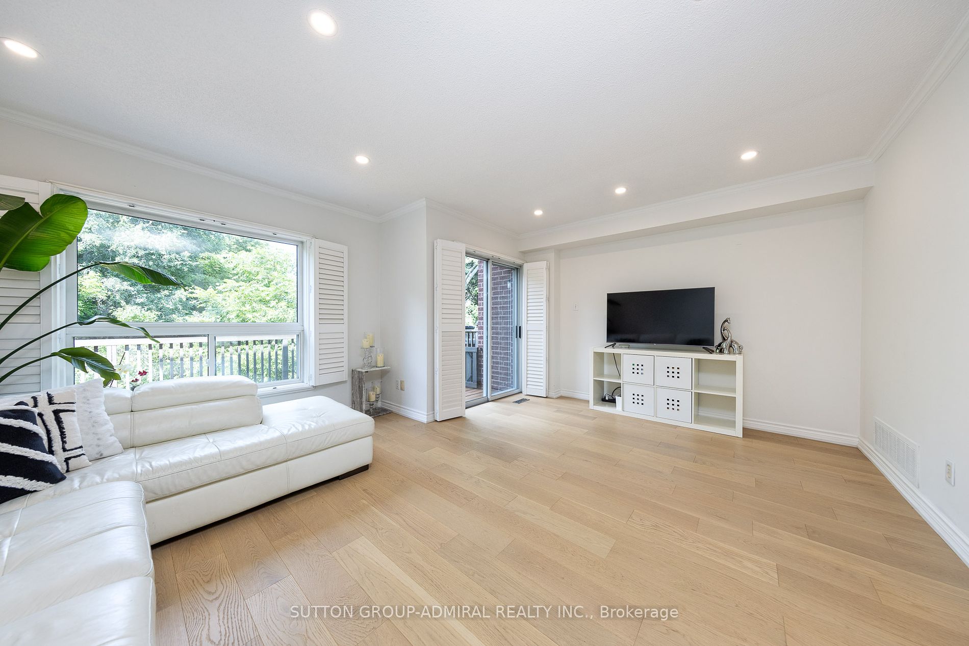 565 BONDI Avenue