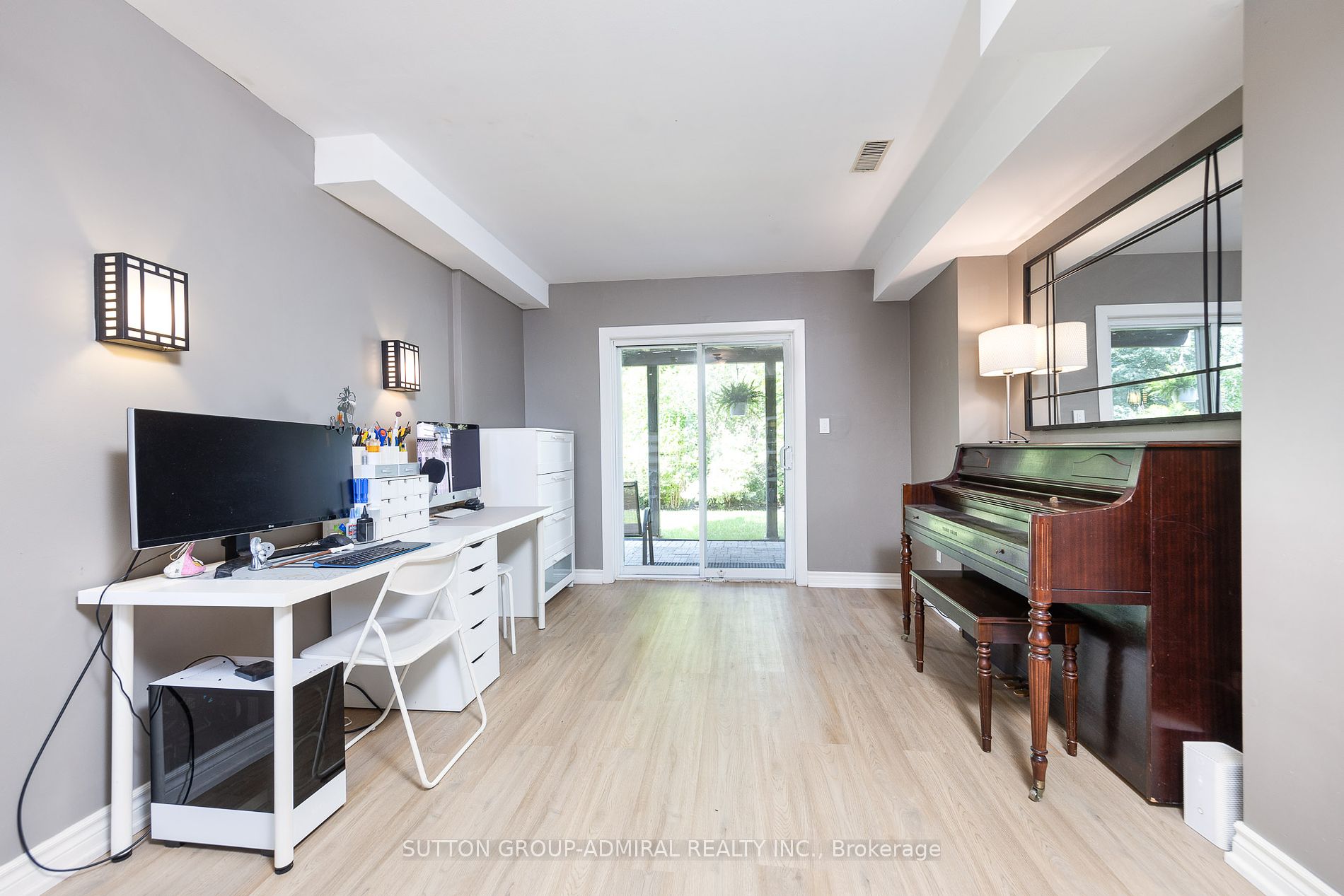 565 BONDI Avenue