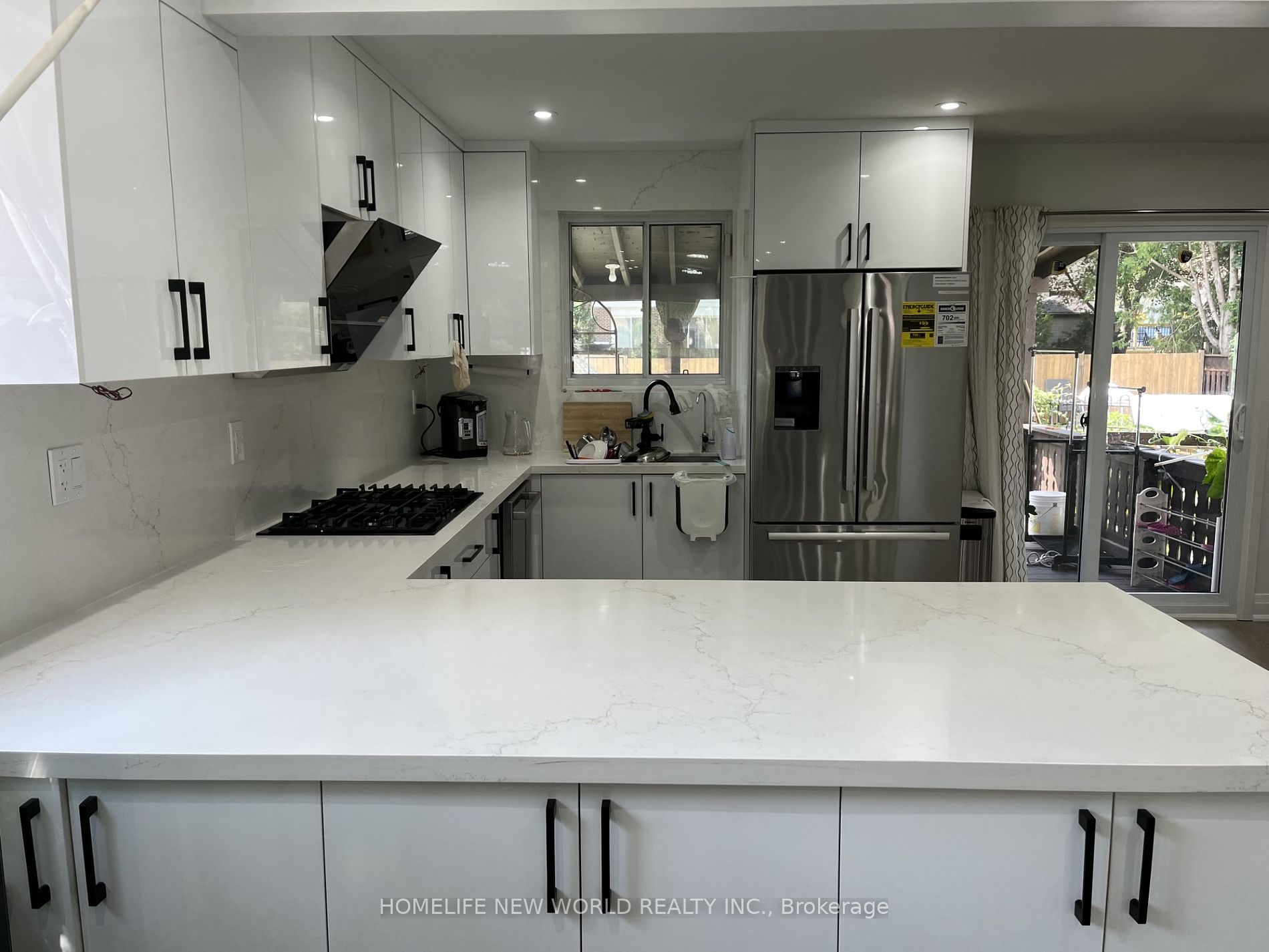 12 Summerfeldt Crescent