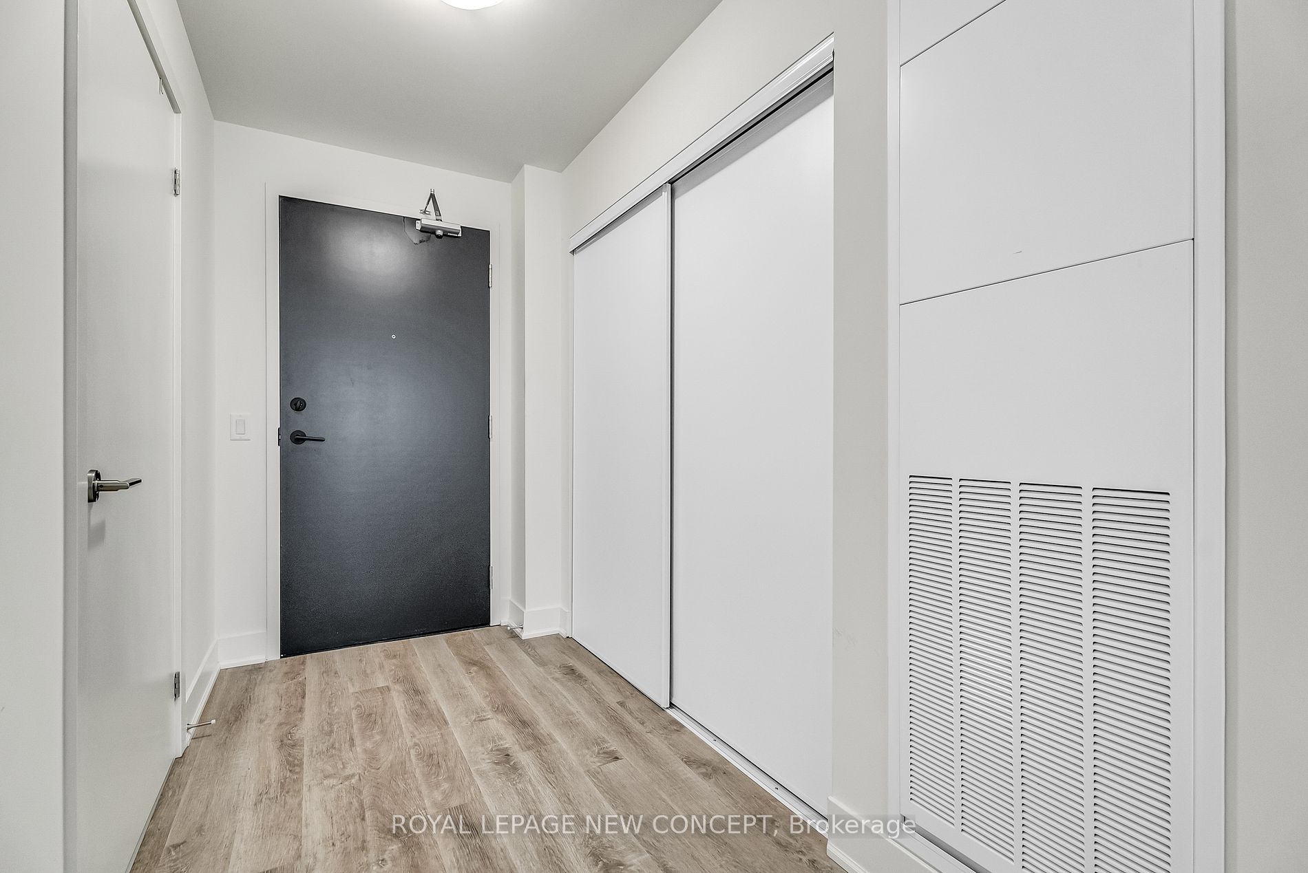 185 Deerfield Rd, #301