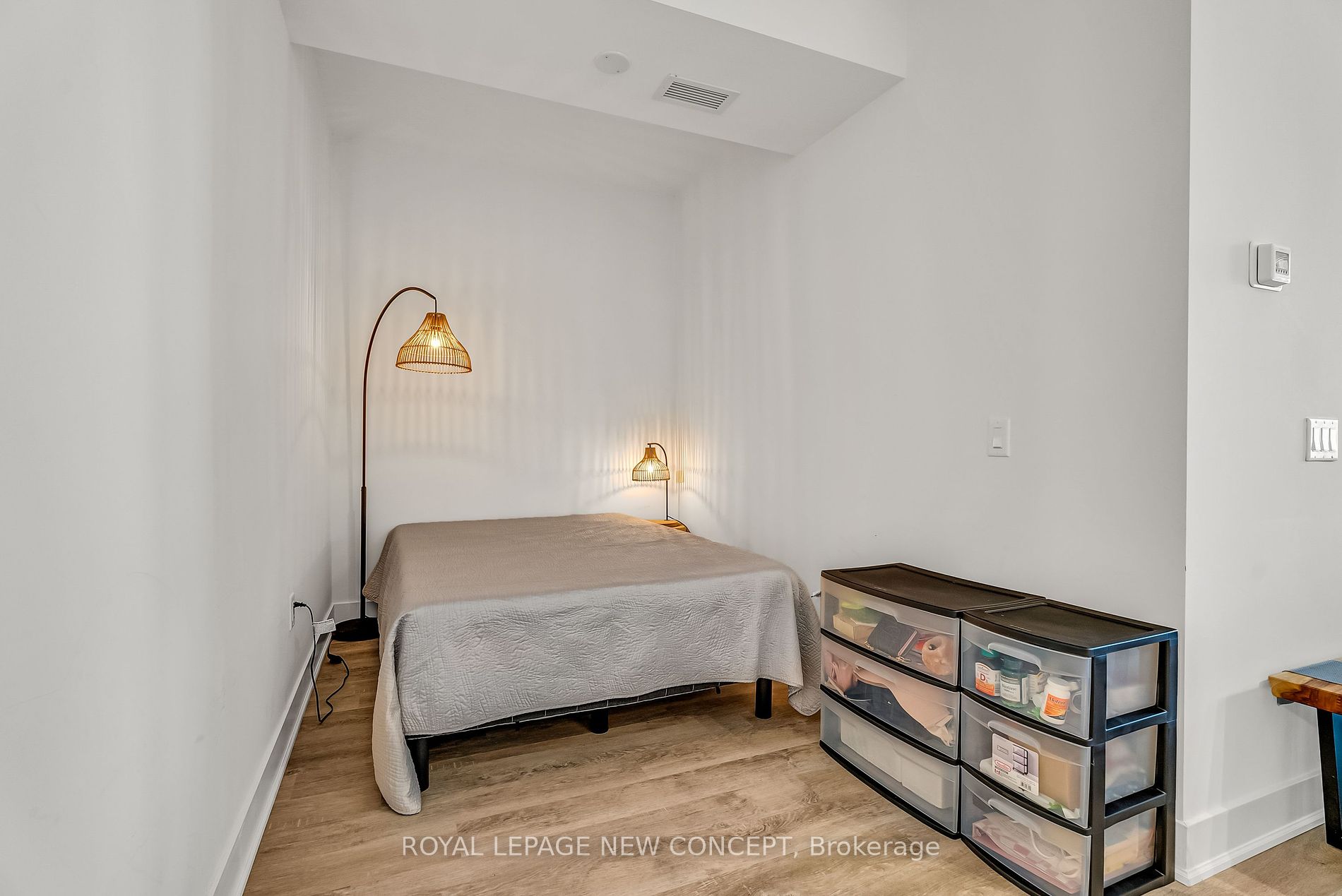 185 Deerfield Rd, #301