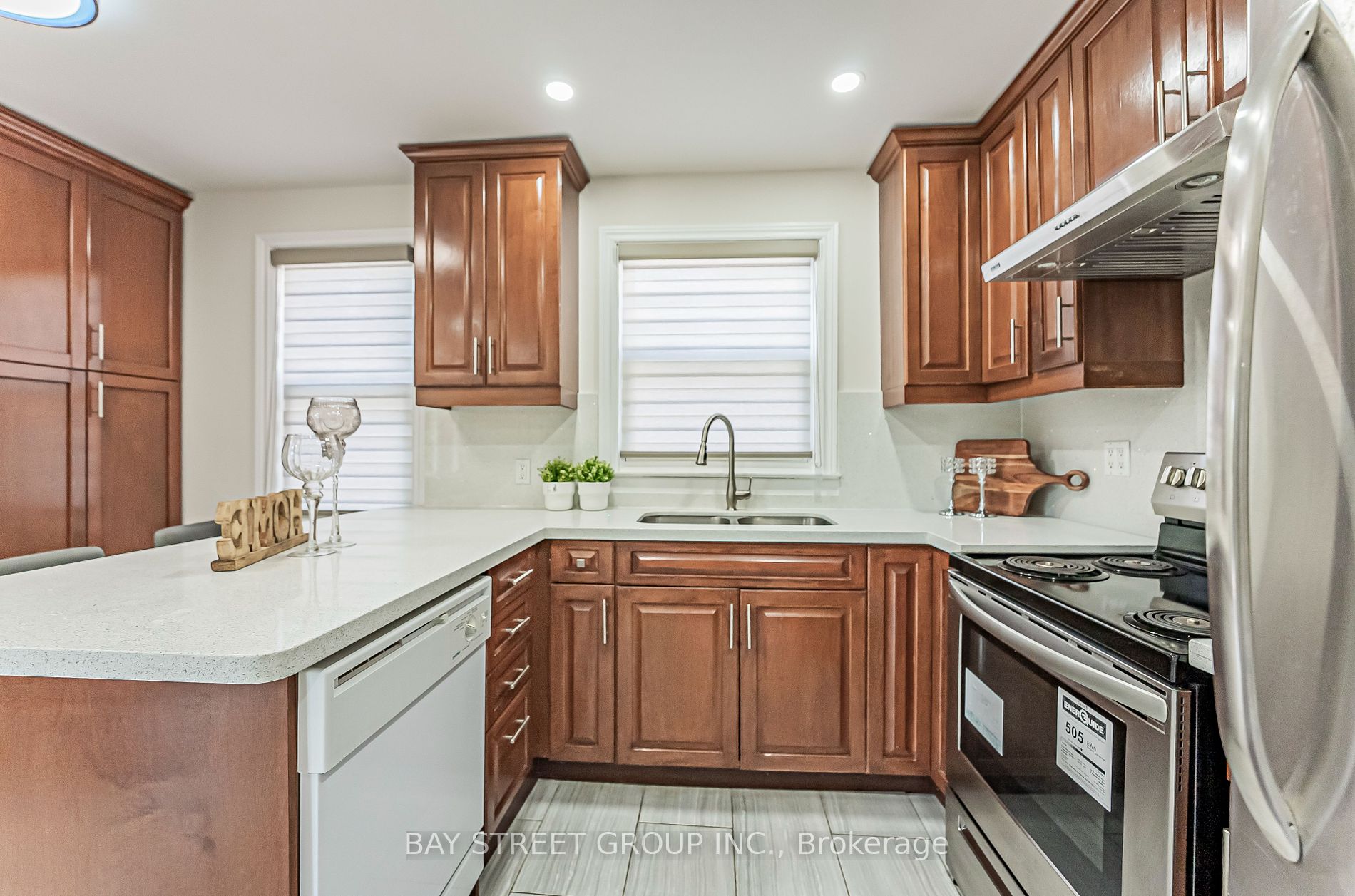 52 Glen Cameron Rd