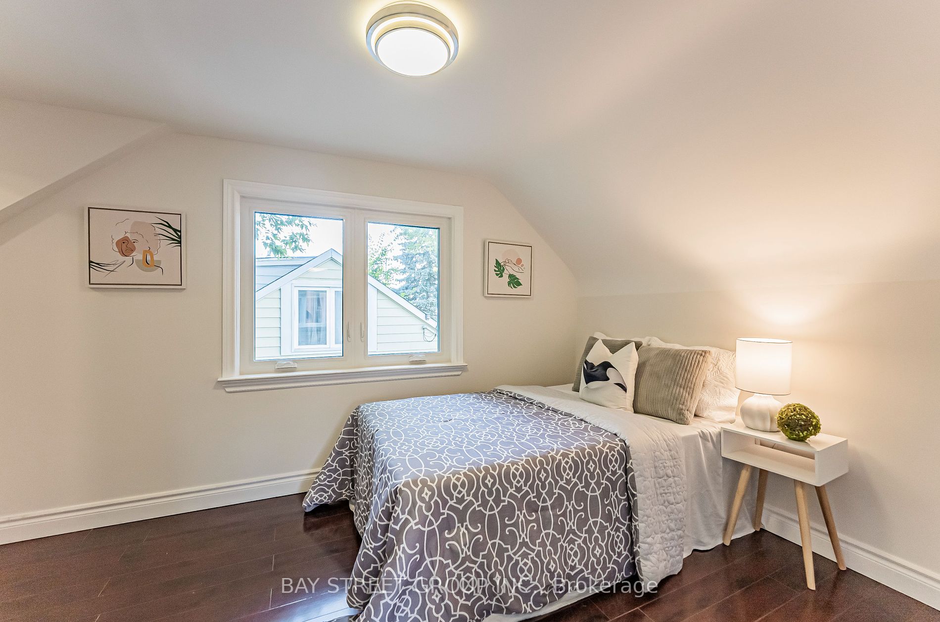 52 Glen Cameron Rd