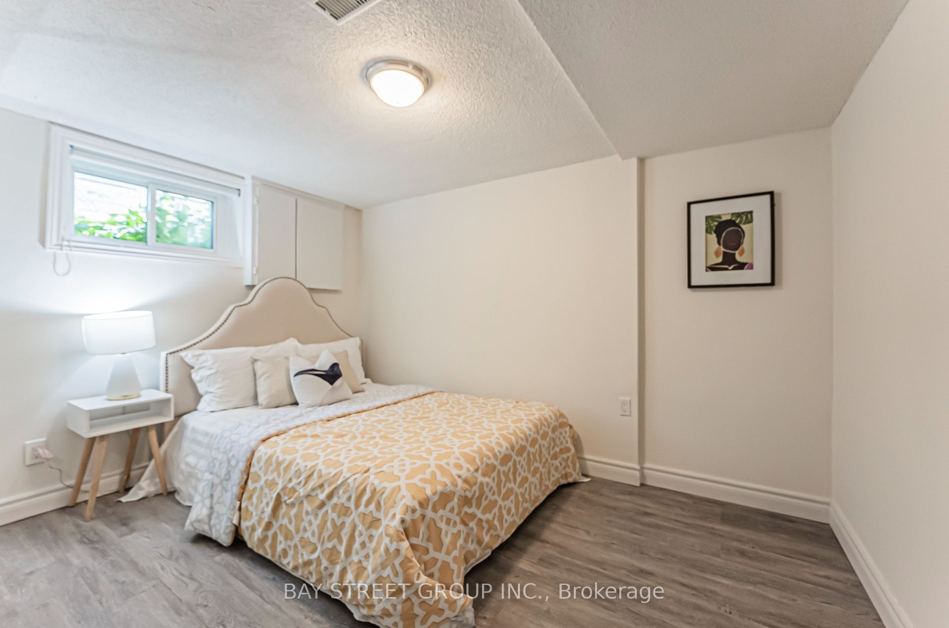 52 Glen Cameron Rd