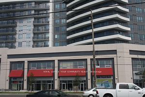 7163 Yonge St, #214