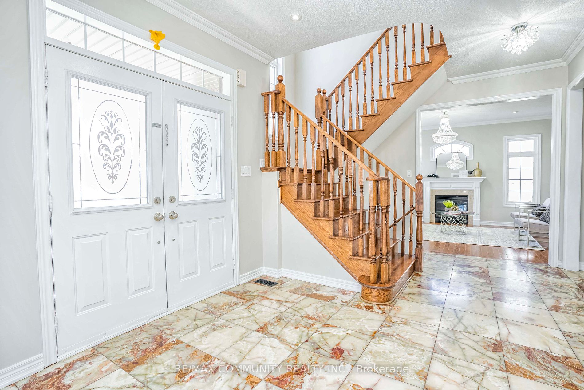 42 Reginald Lamb Cres