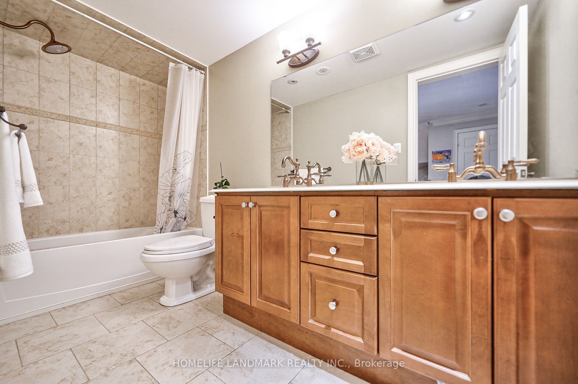 23 Rouge Valley Dr W