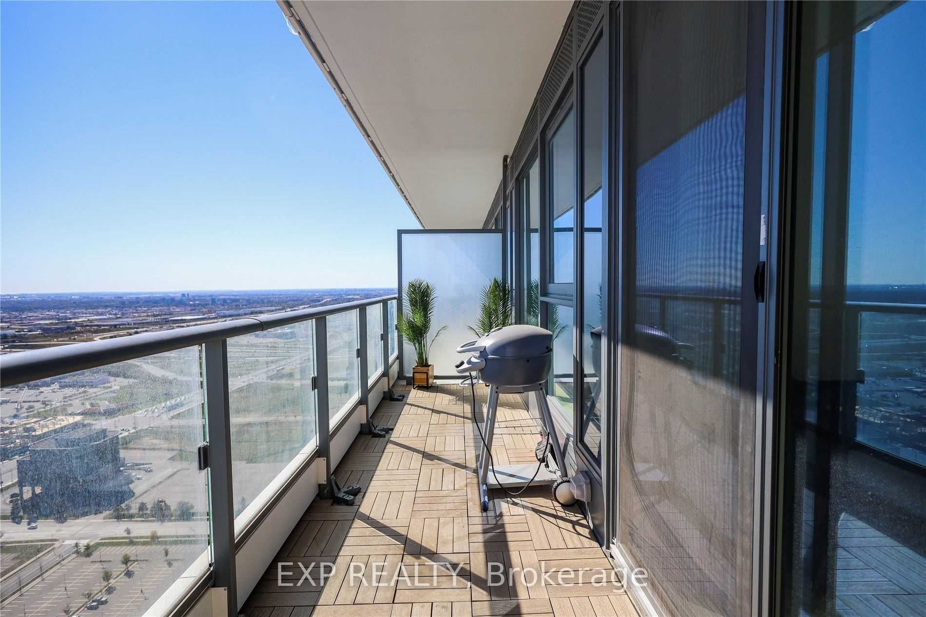 5 Buttermill Ave, #5208