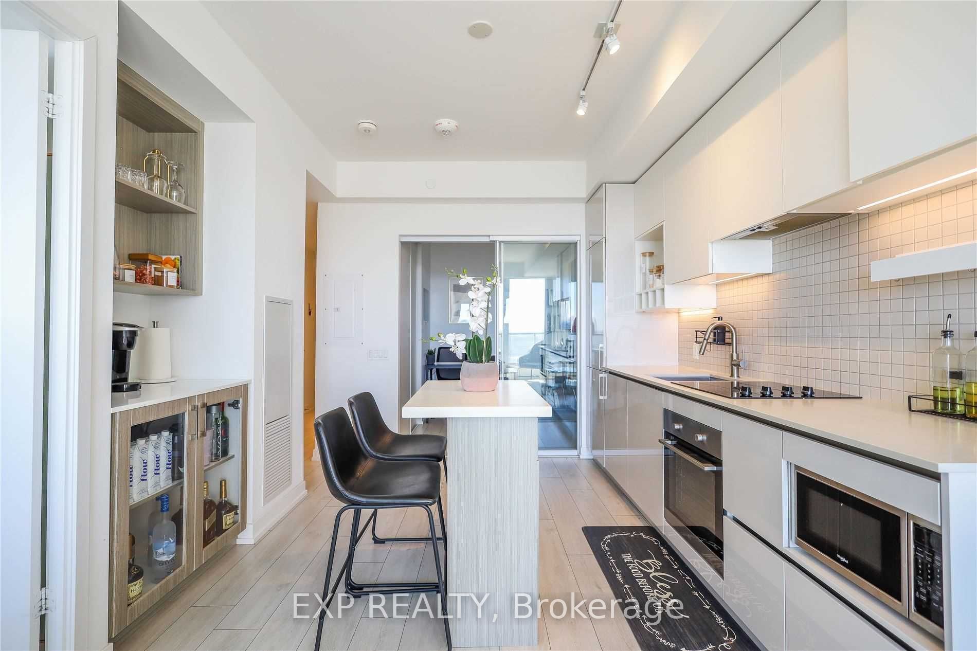 5 Buttermill Ave, #5208