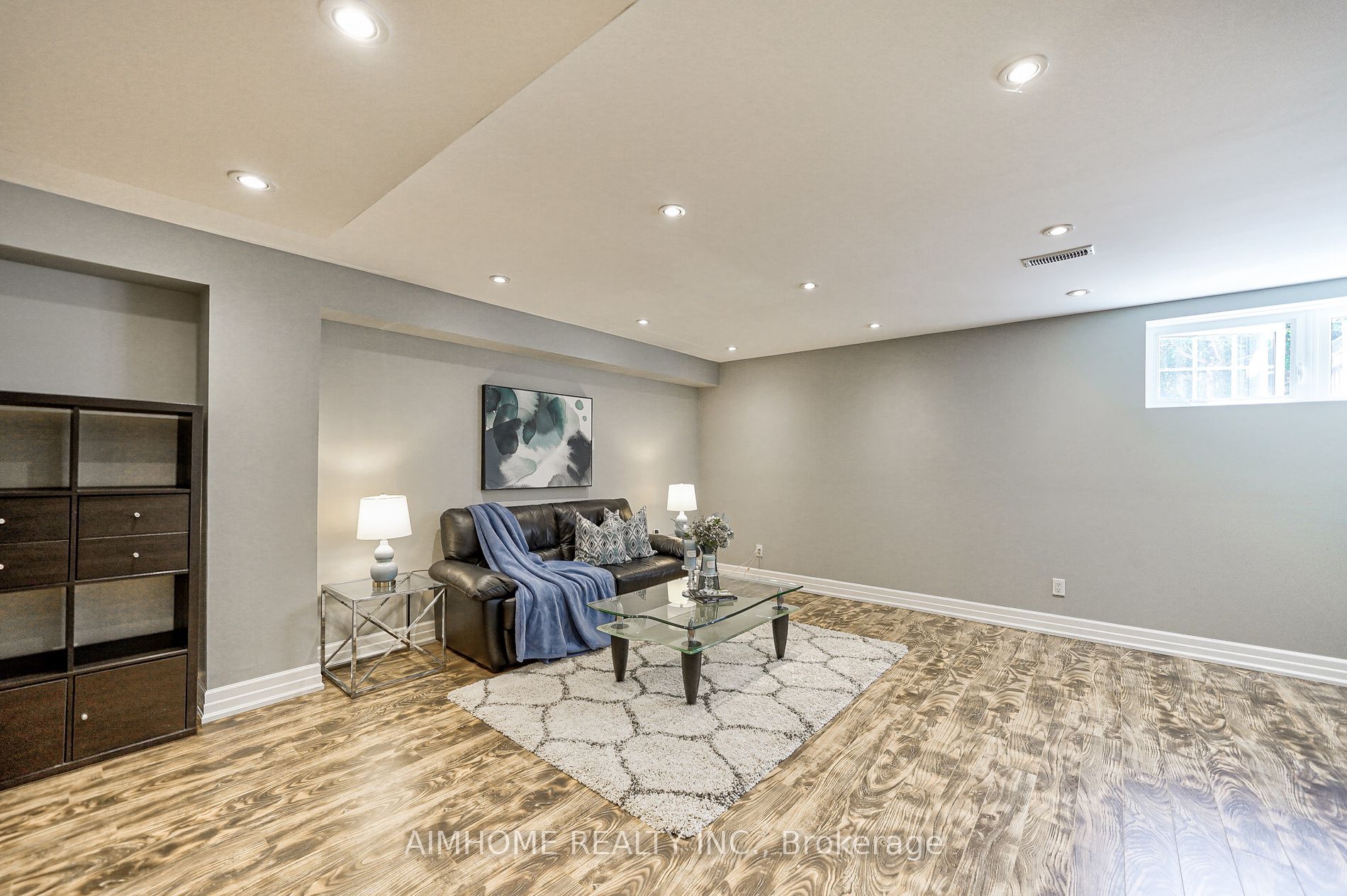 88 Southdown Ave