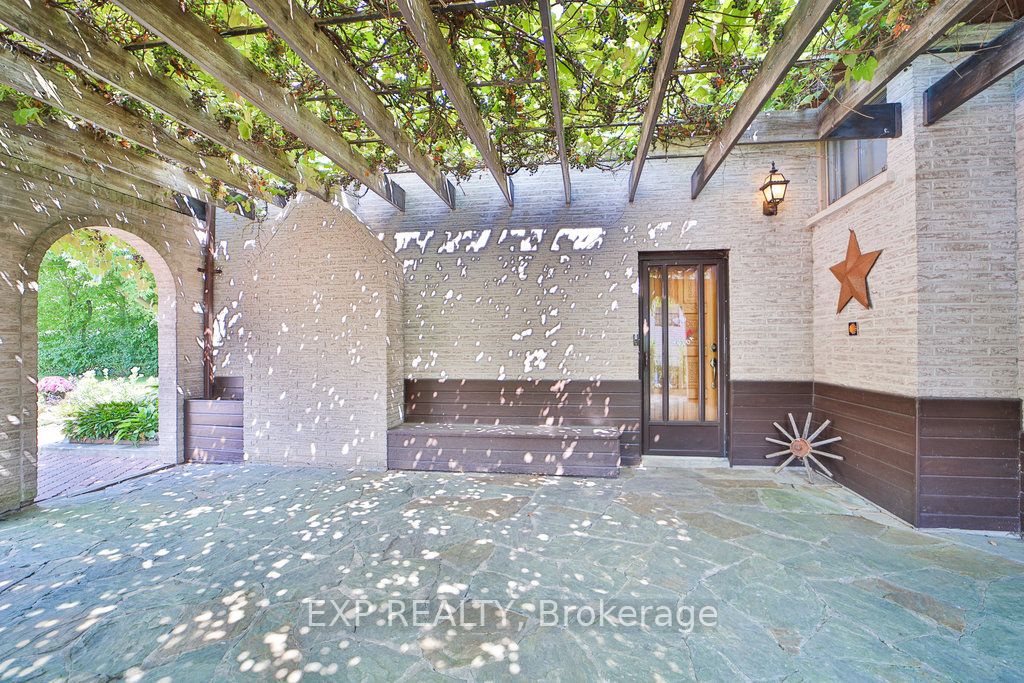 233 Sand Road