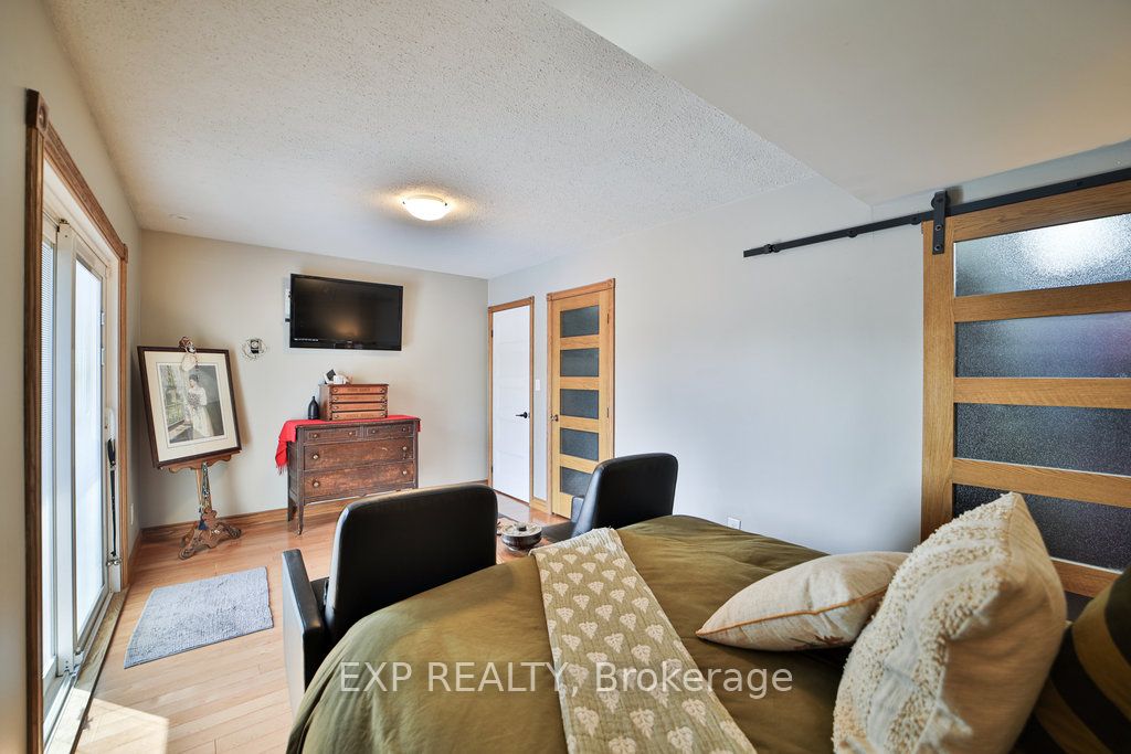 233 Sand Road