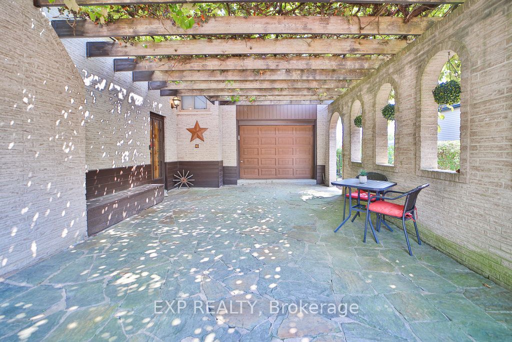 233 Sand Road