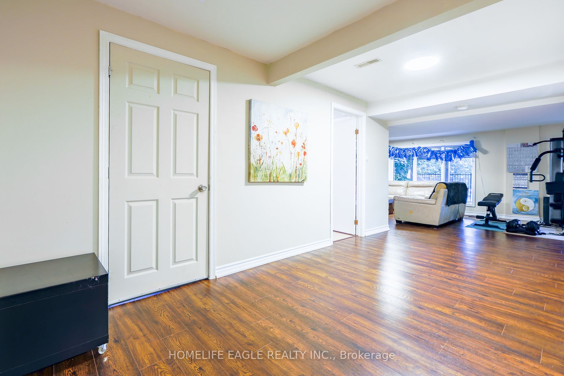 440 Warren Rd