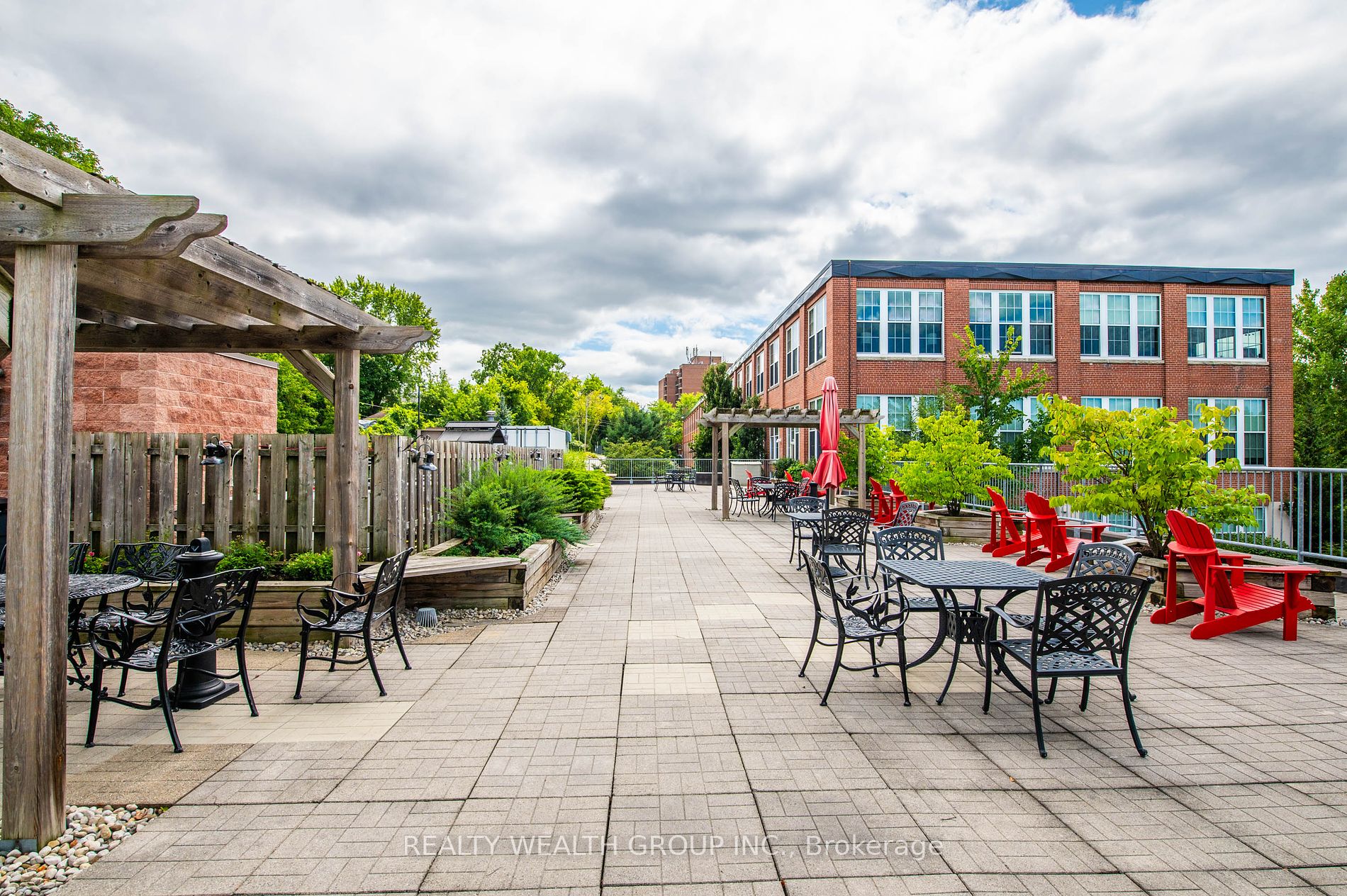 543 Timothy St, #319