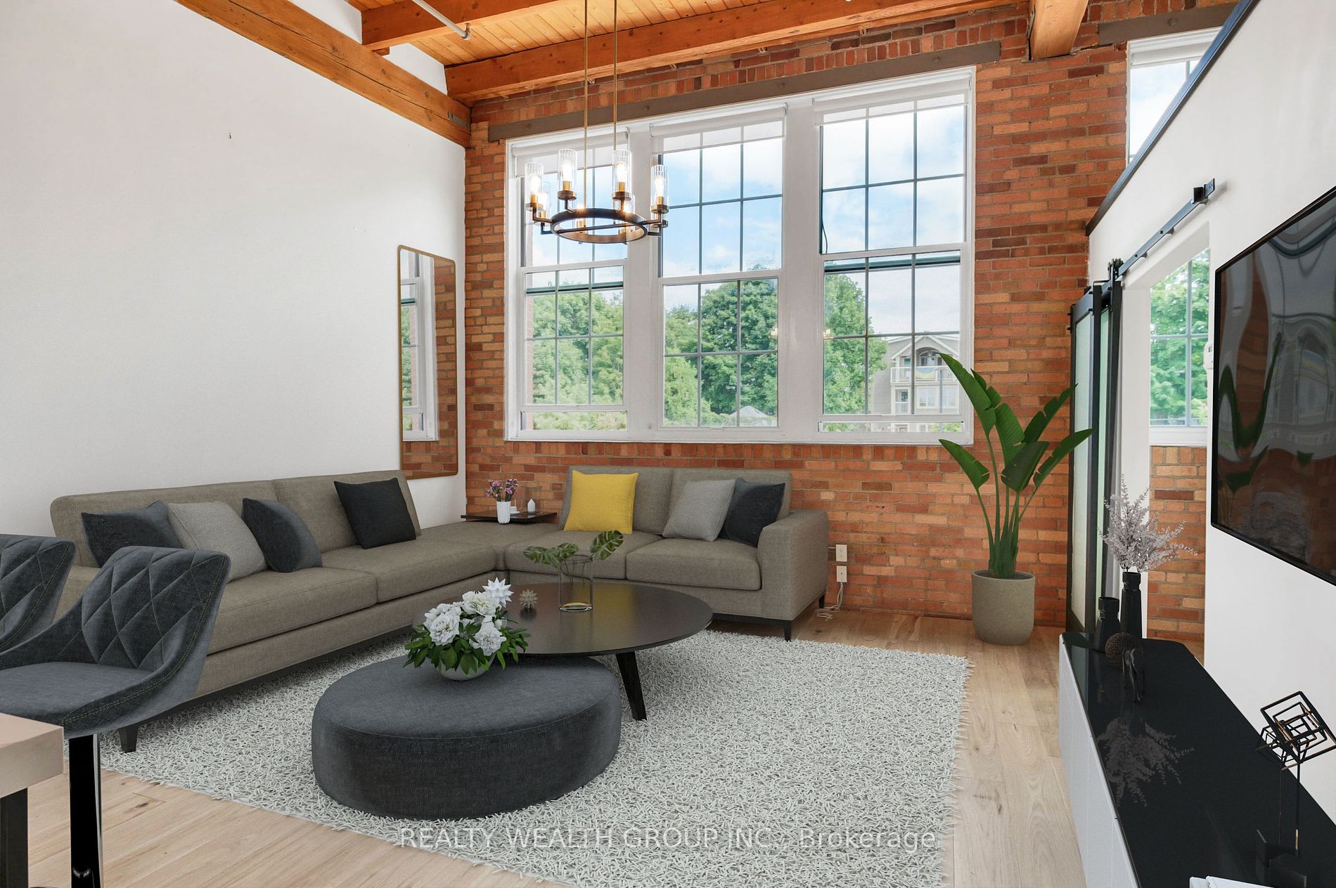 543 Timothy St, #319