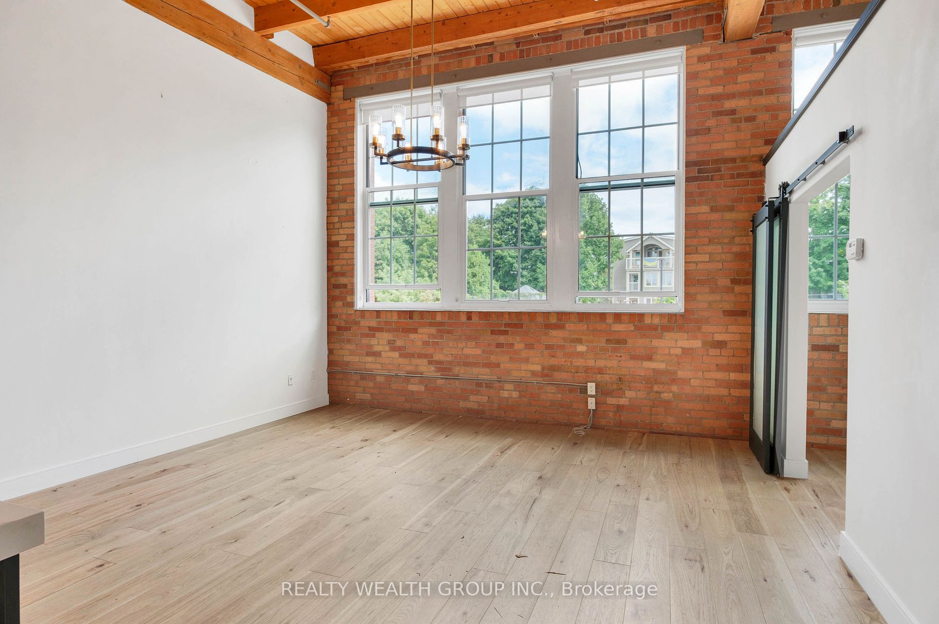 543 Timothy St, #319