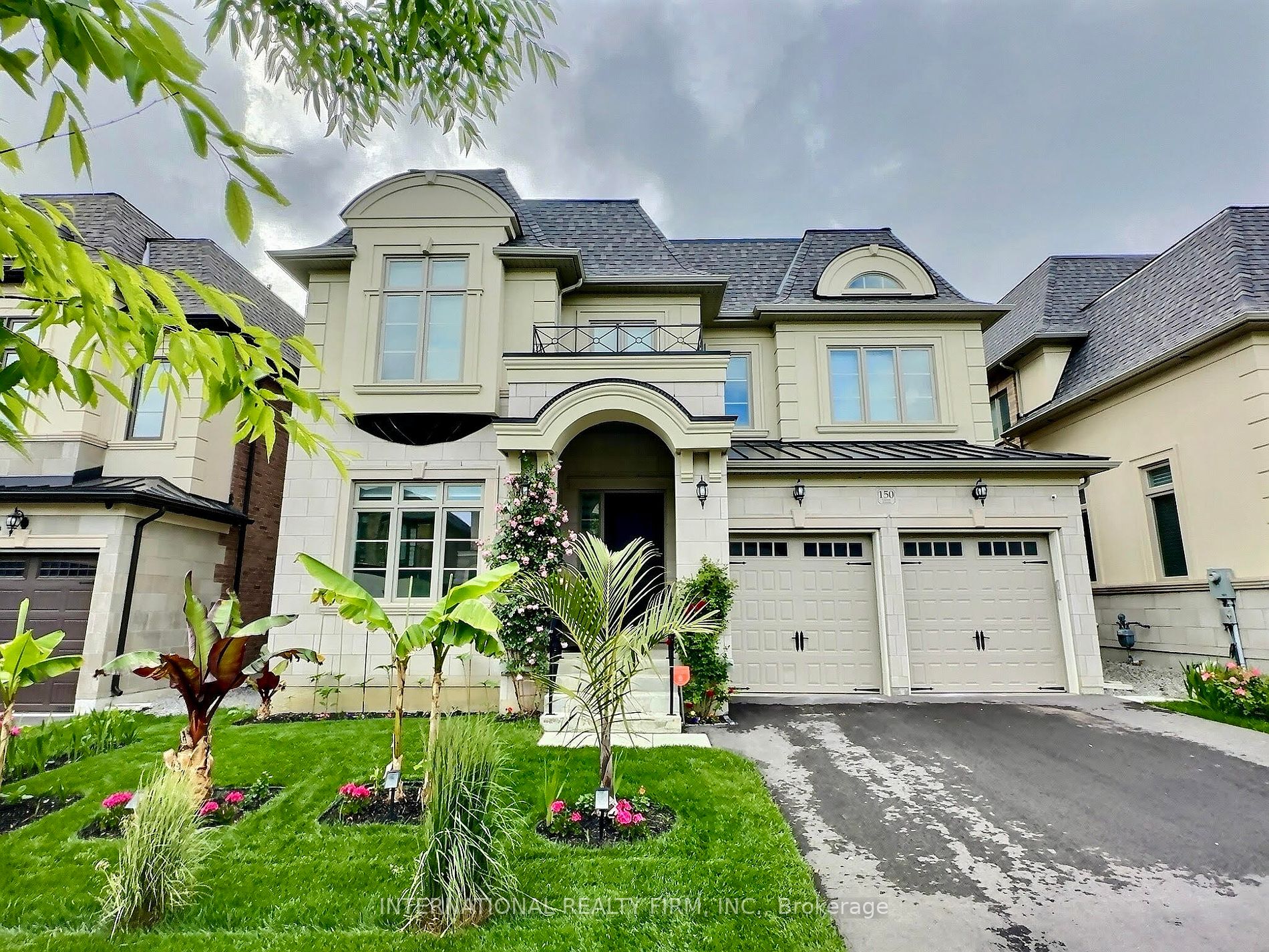 150 Cannes Ave