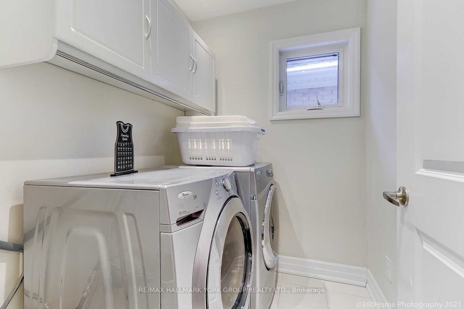 63 Alex Campbell Cres Dr