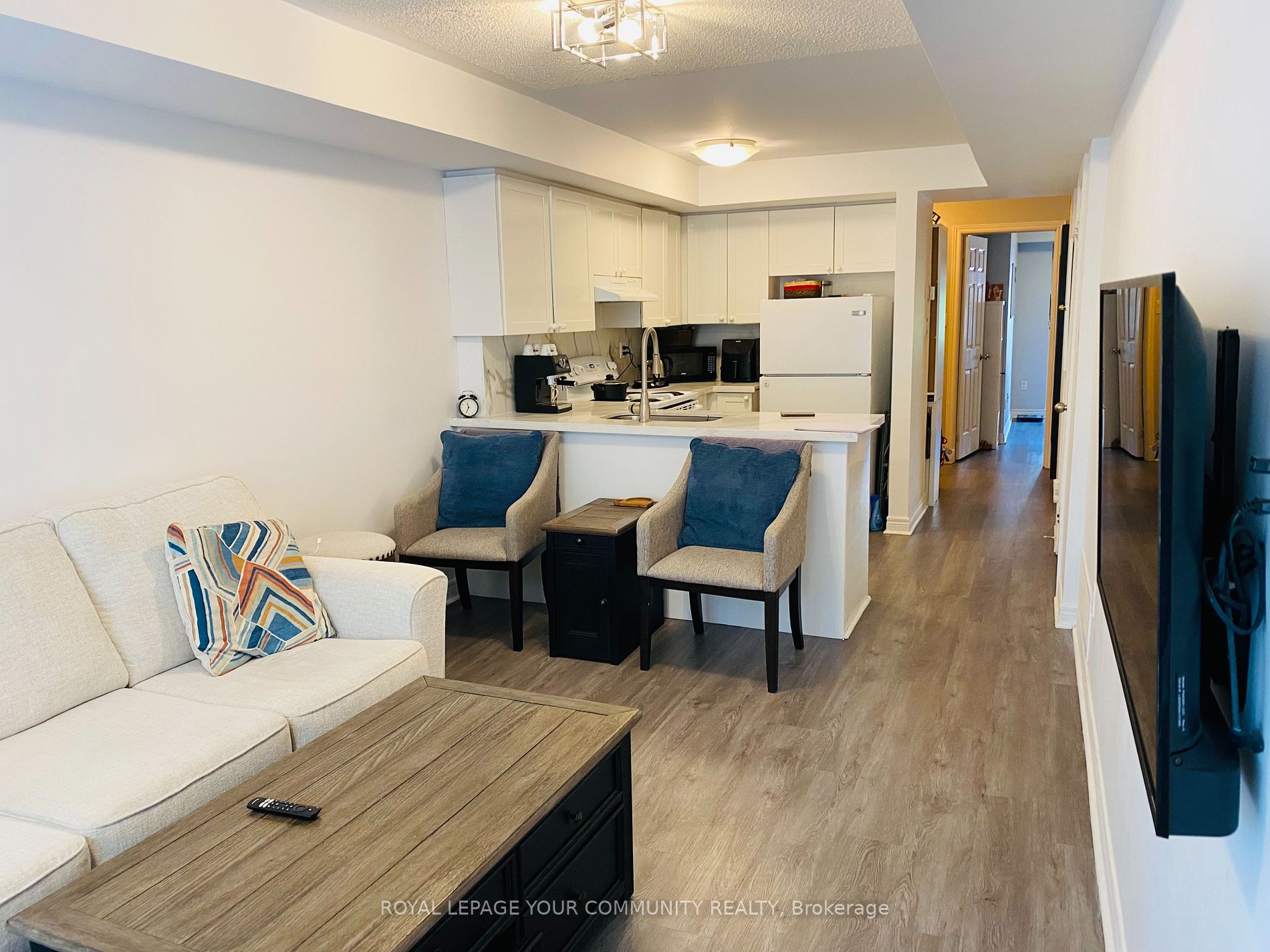 316 John St, #262
