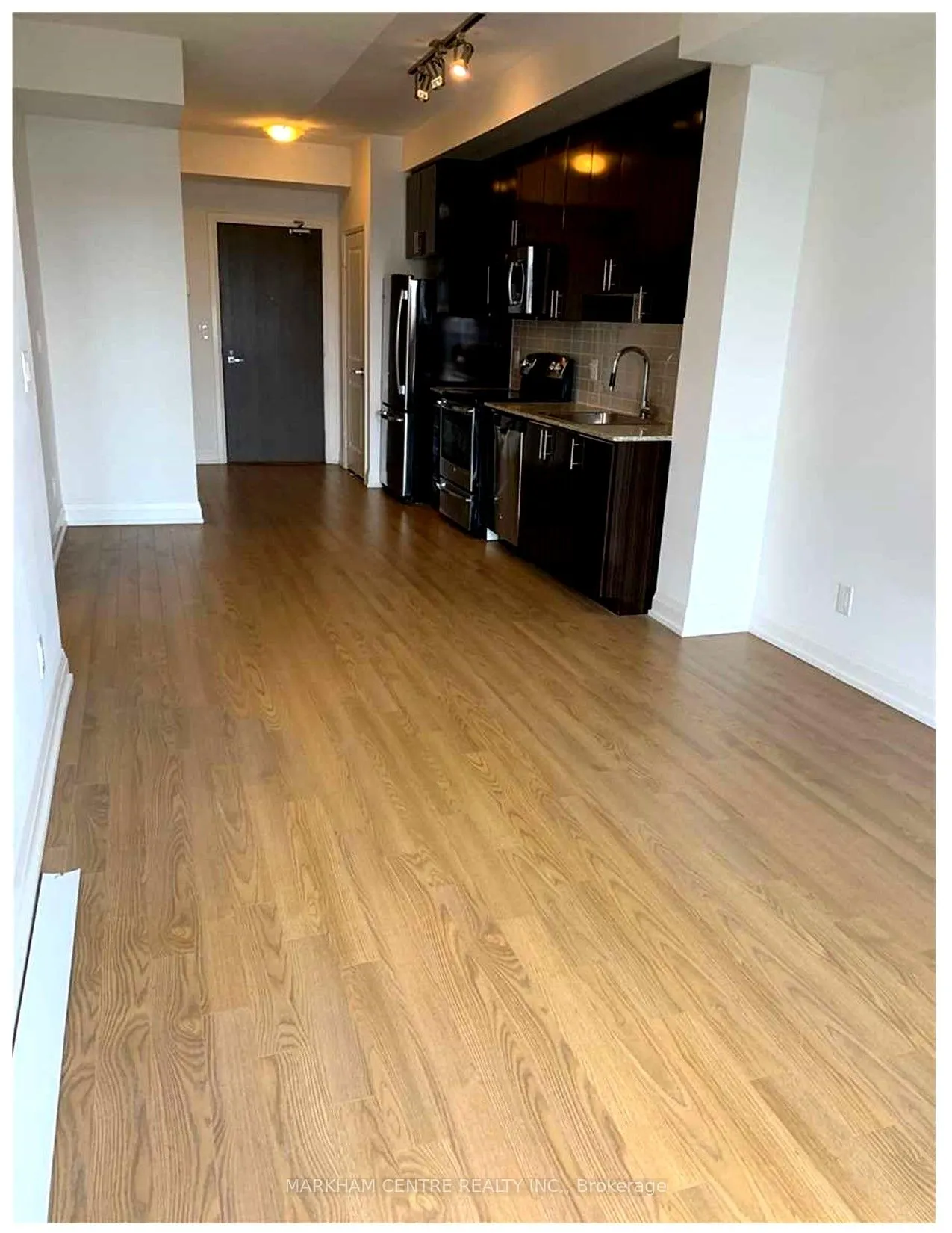 7171 Yonge St, #1805