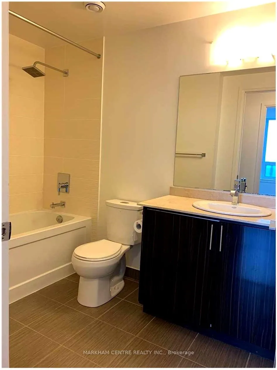 7171 Yonge St, #1805