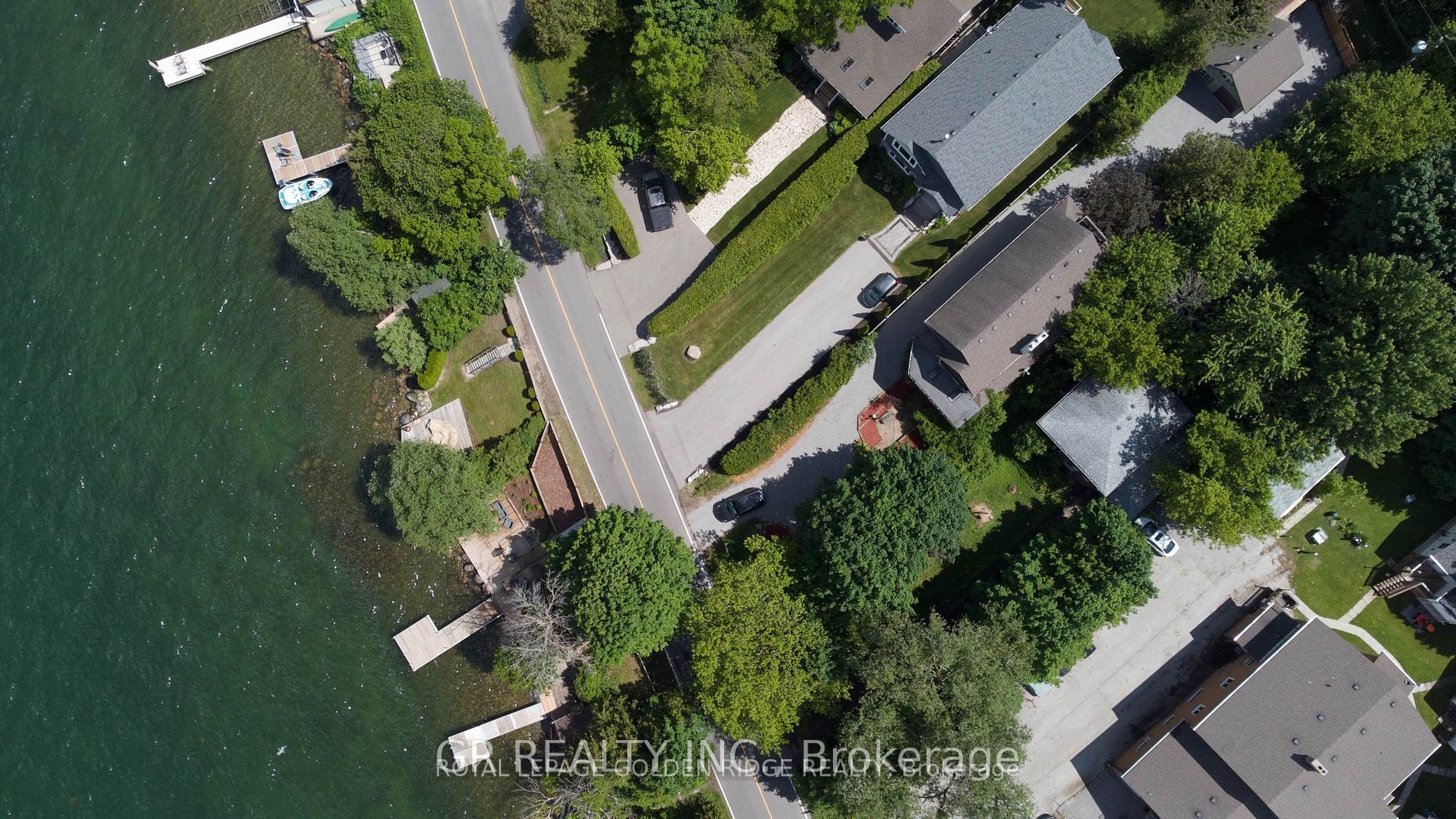 127 Lake Dr N