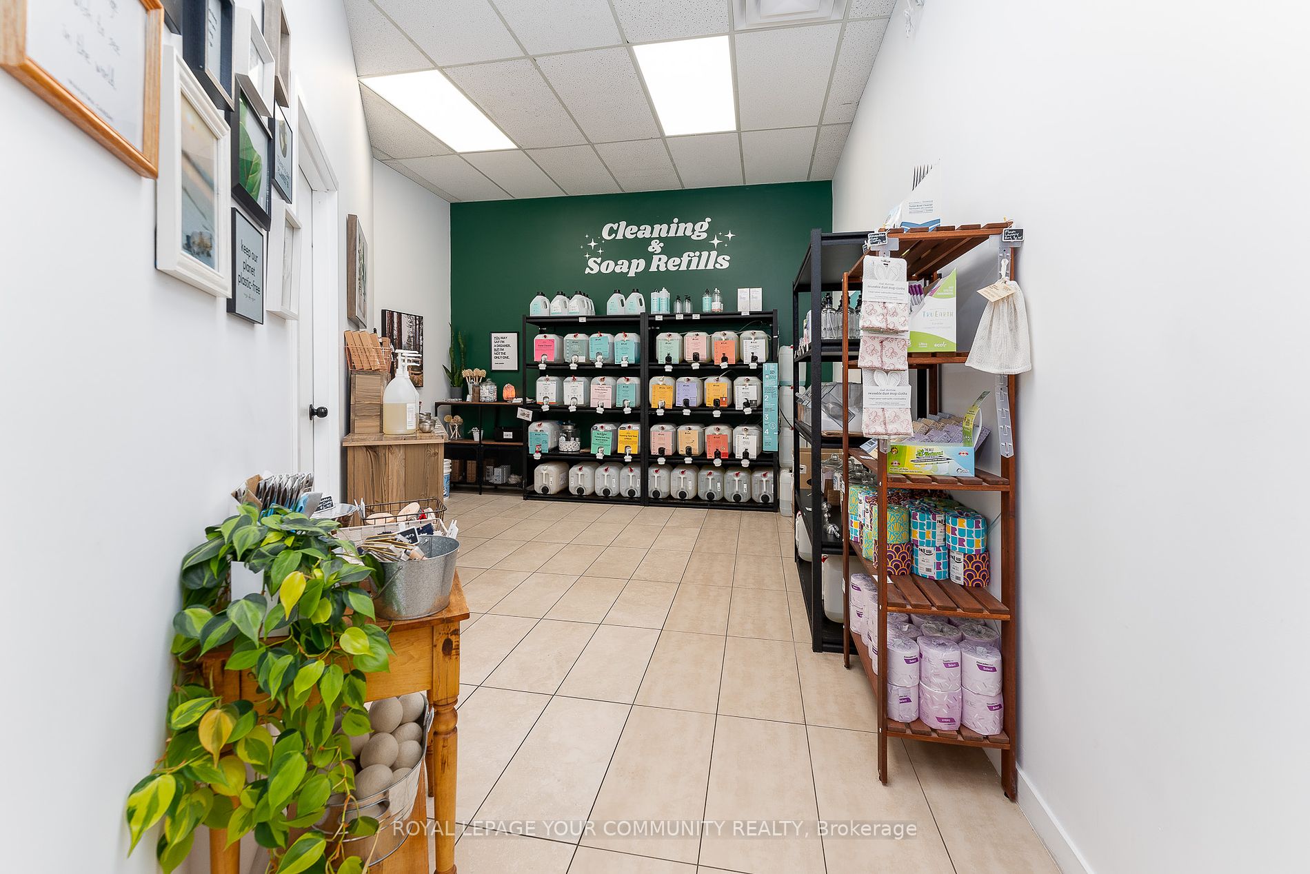 16700 Bayview Ave, #10 & 12