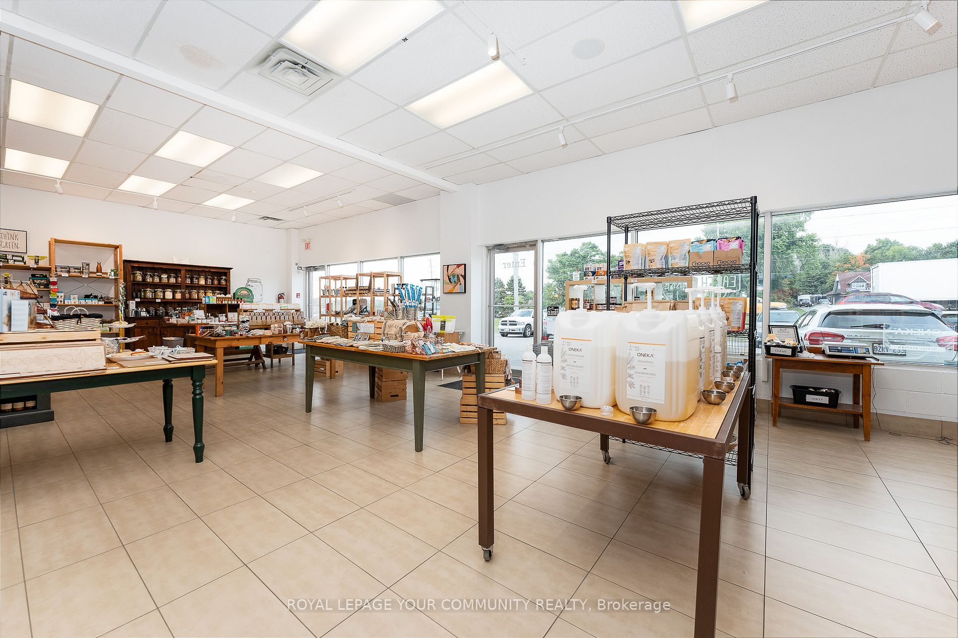 16700 Bayview Ave, #10 & 12