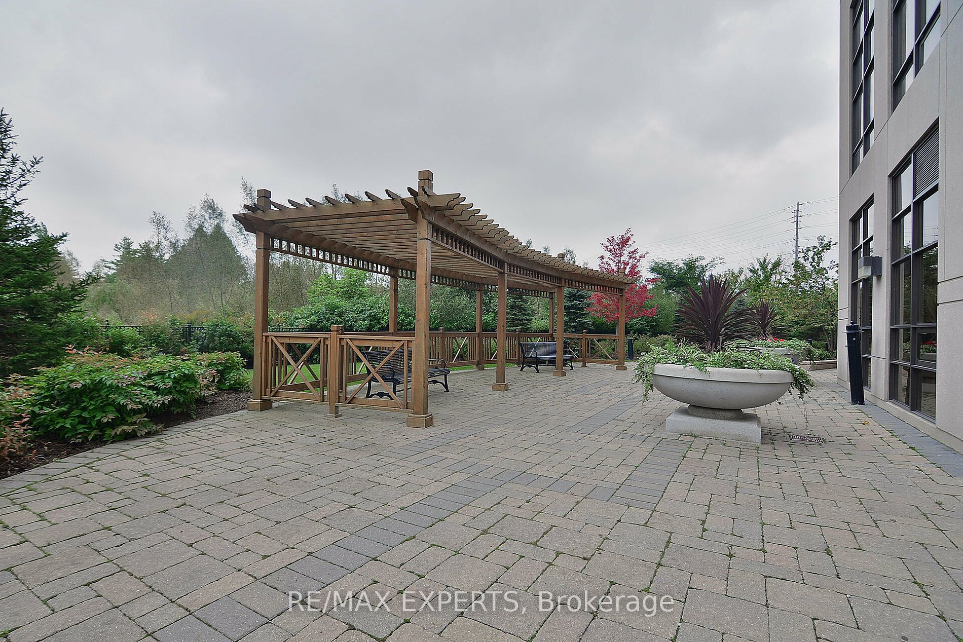 9255 Jane St, #602