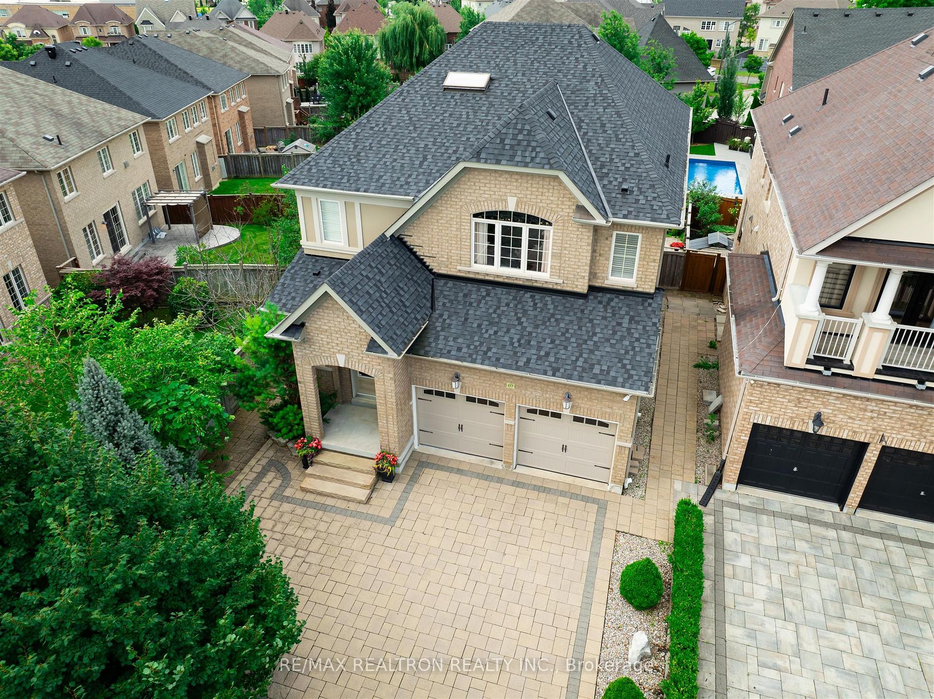 177 Vanda Dr